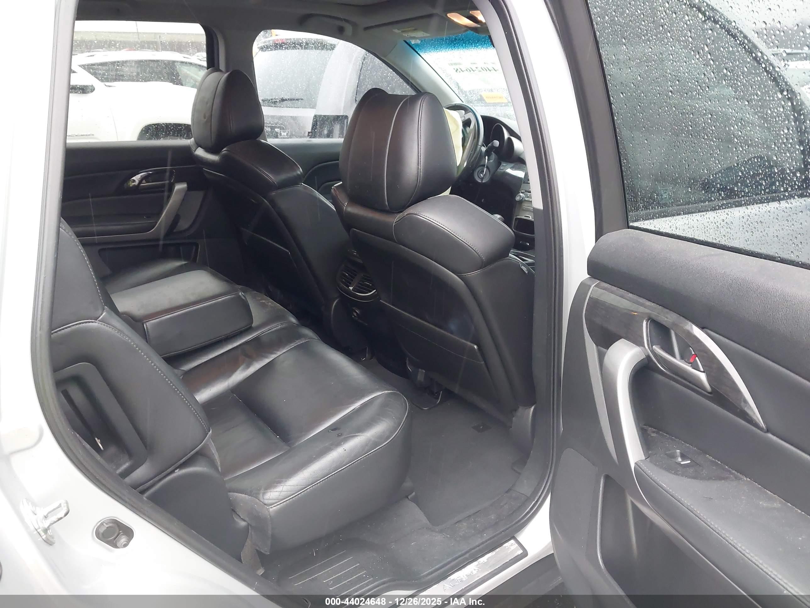 ACURA MDX image 8