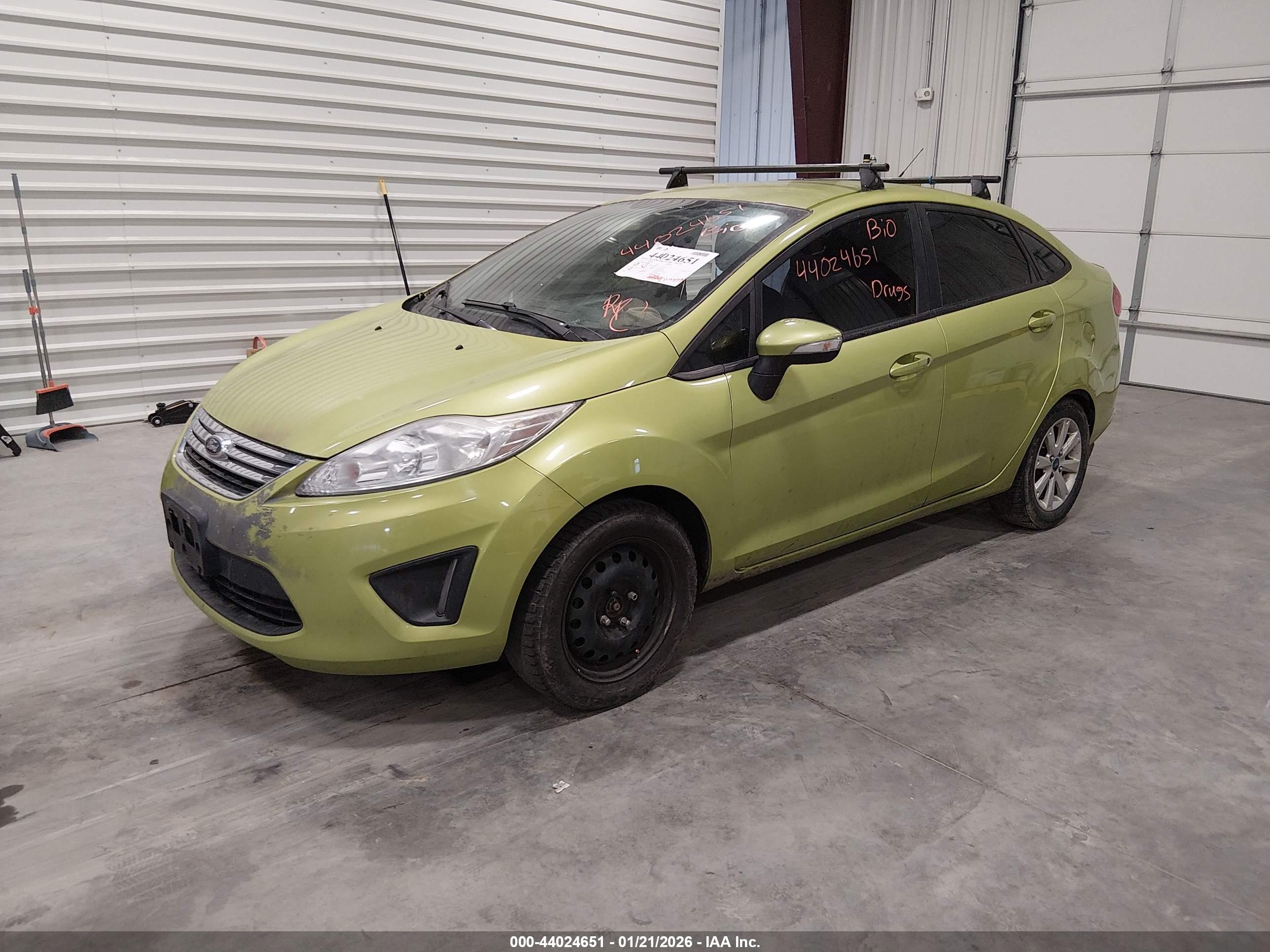 FORD FIESTA image 2