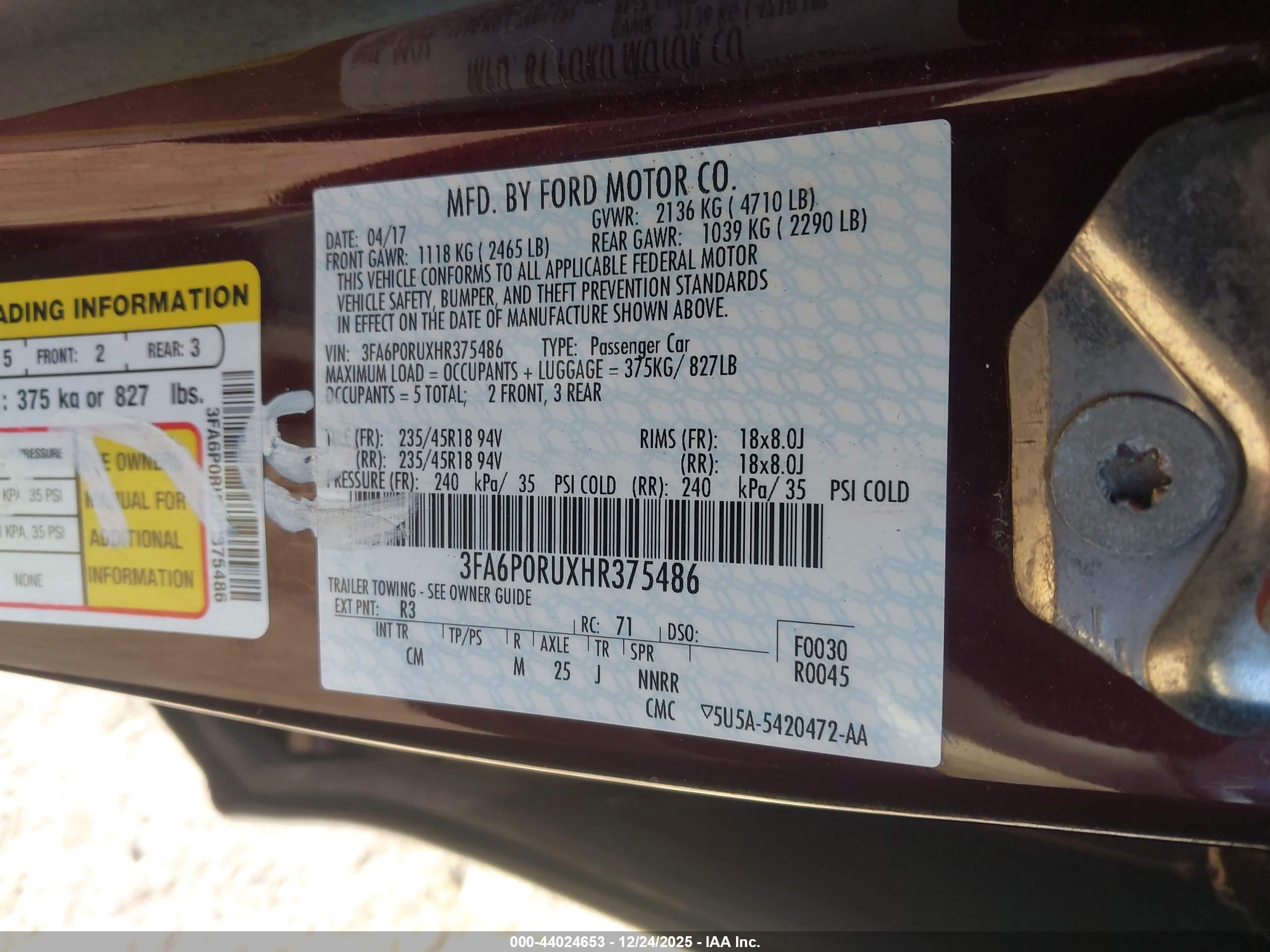 FORD FUSION image 9