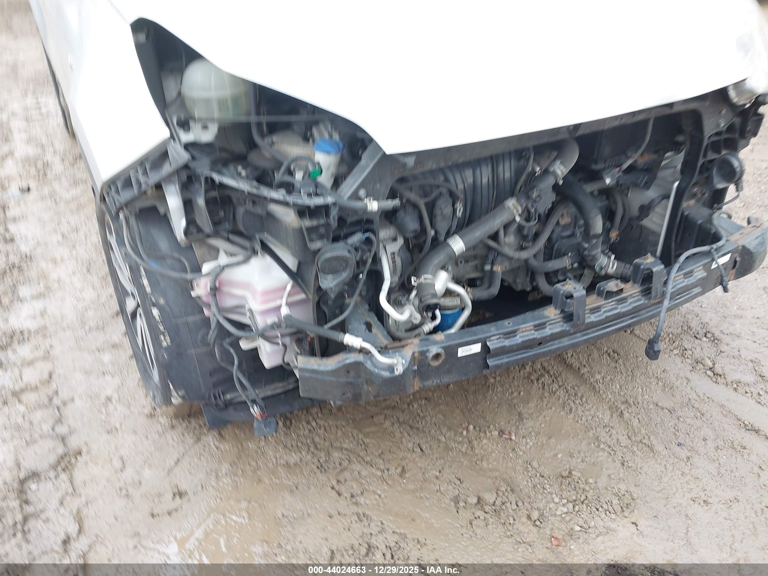 KIA SPORTAGE image 6