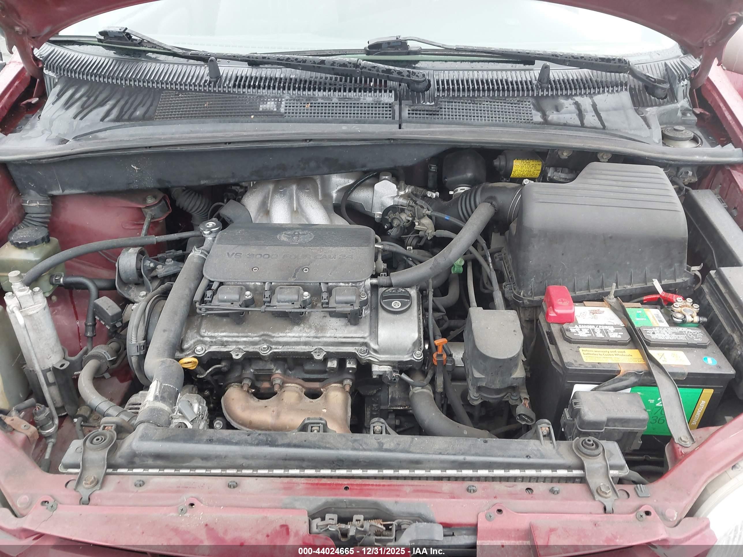 TOYOTA SIENNA image 10