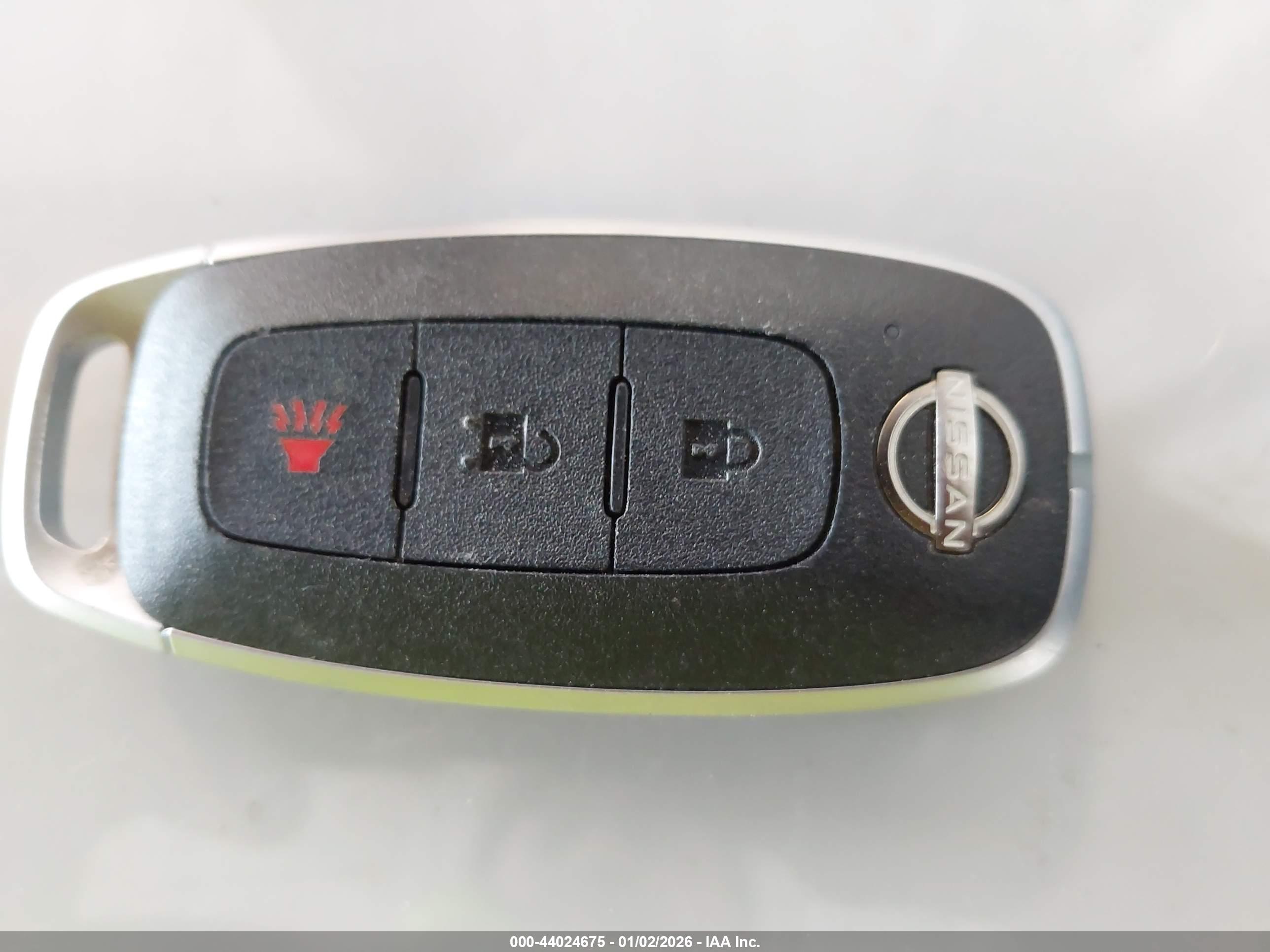 NISSAN KICKS image 11