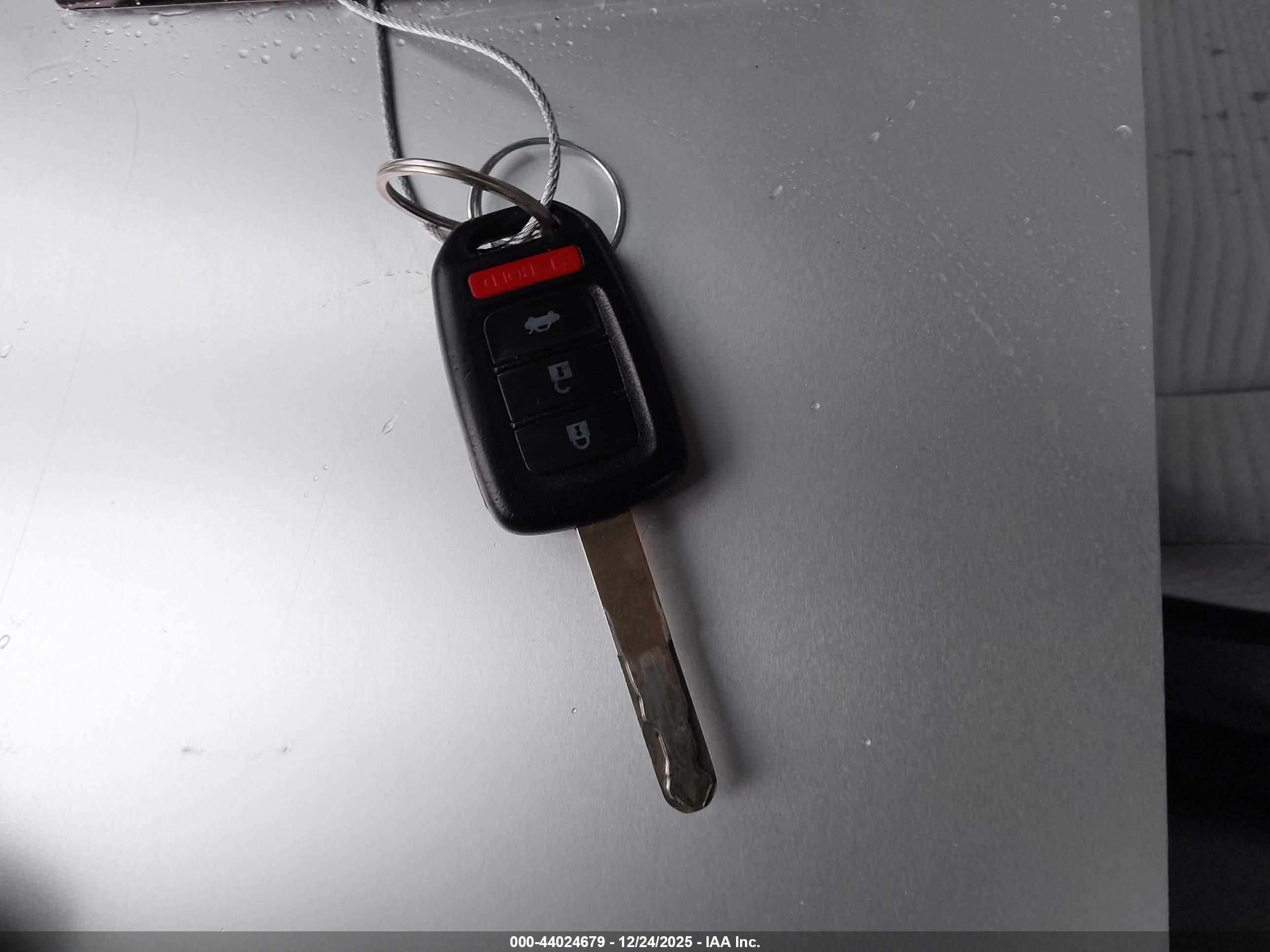 HONDA ACCORD image 11