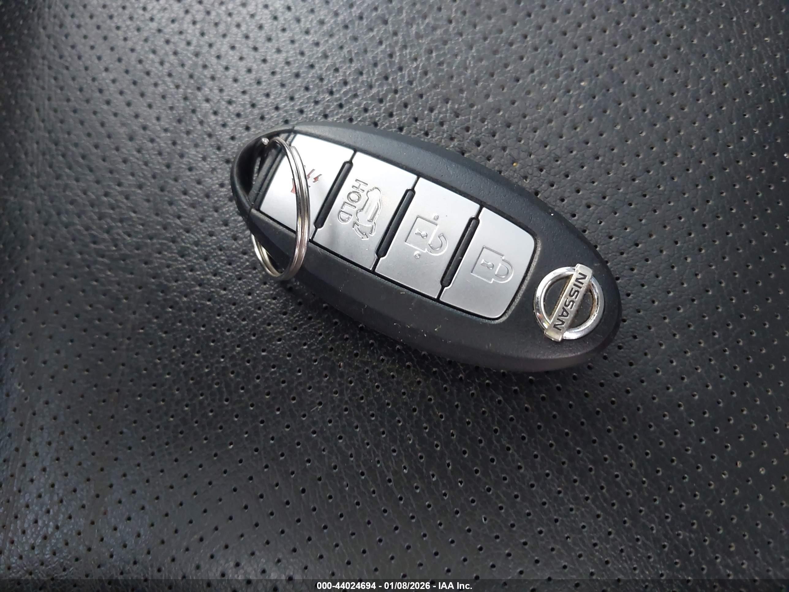 NISSAN ROGUE image 11
