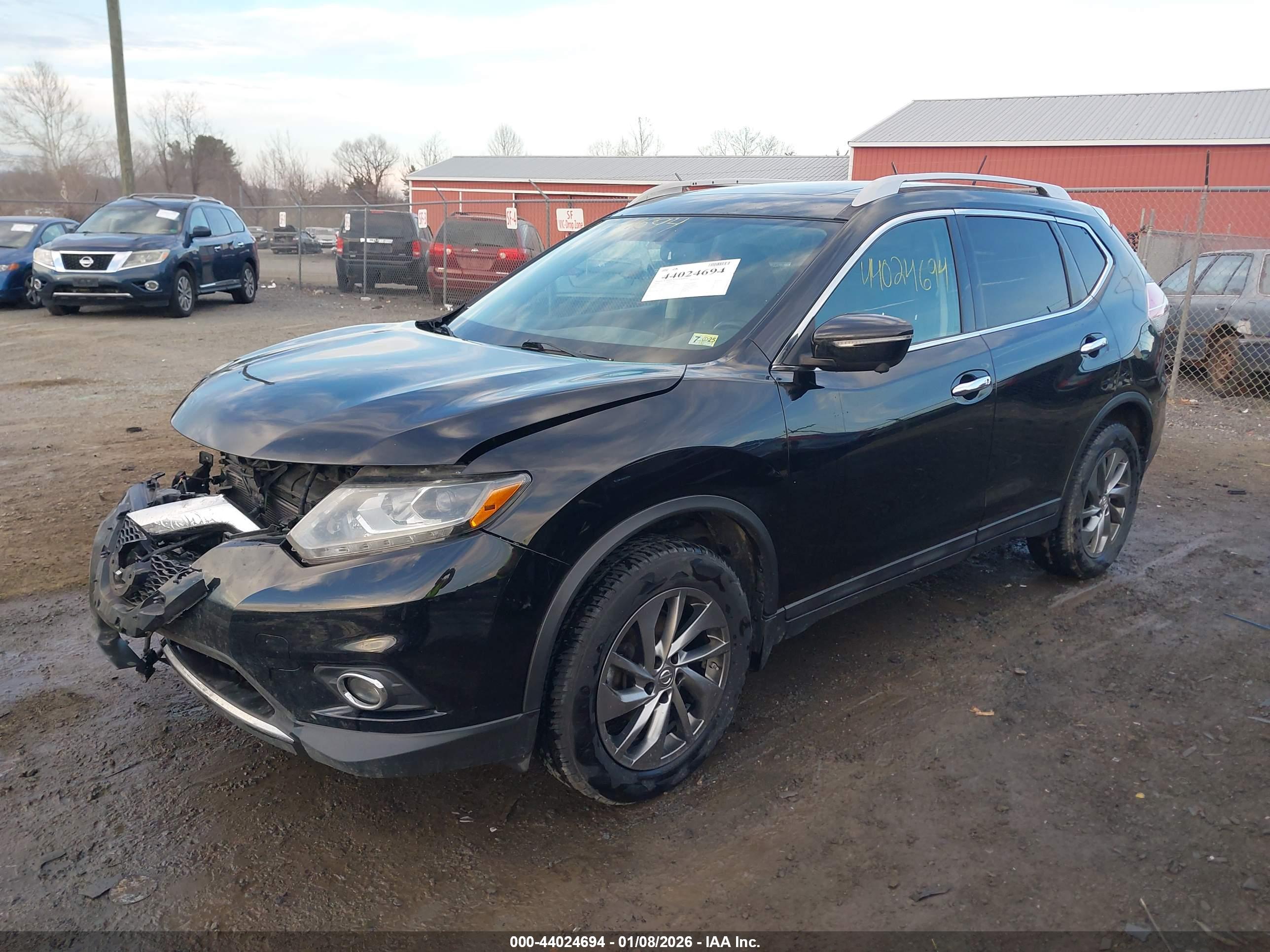 NISSAN ROGUE image 2