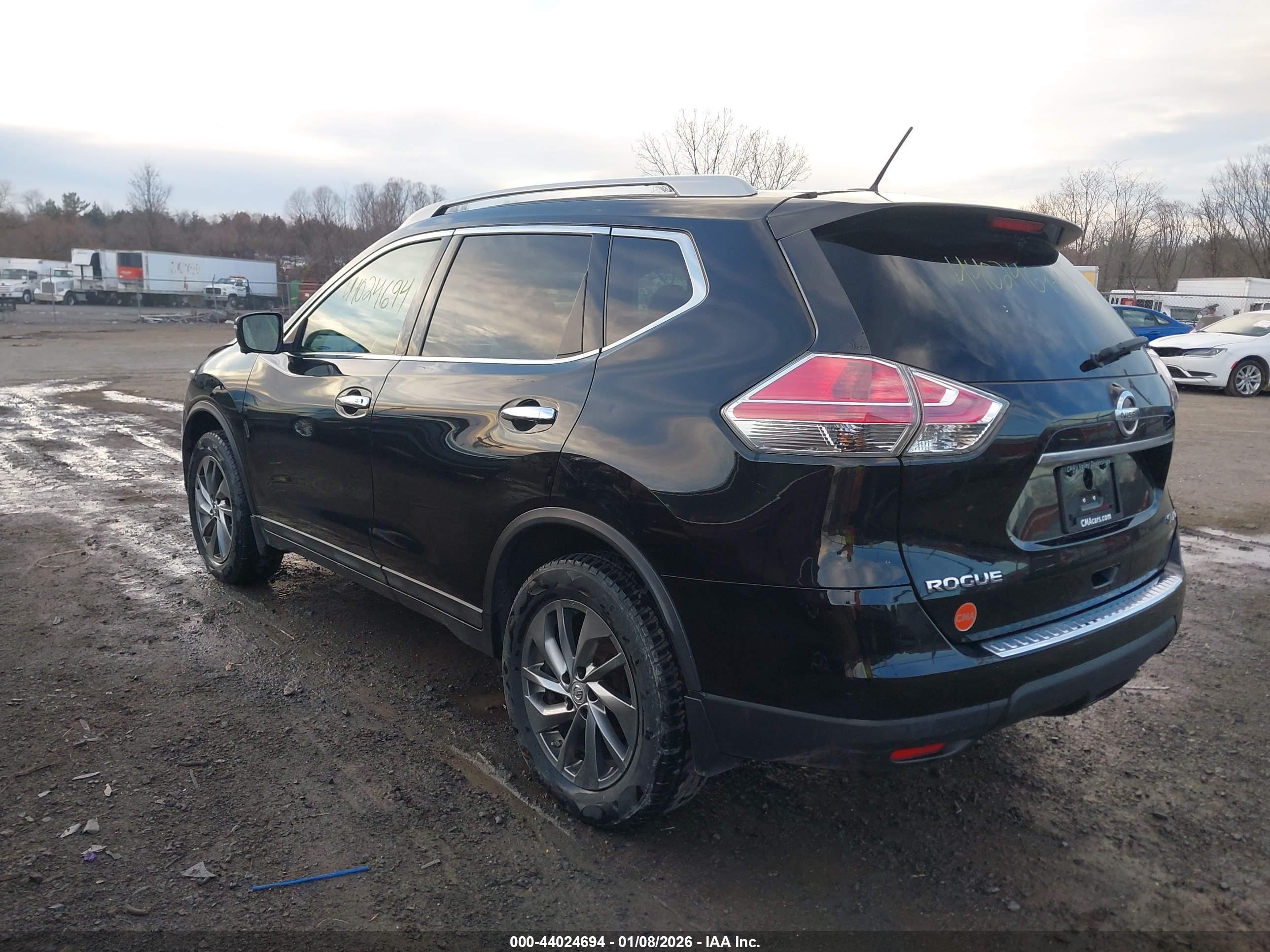 NISSAN ROGUE image 3