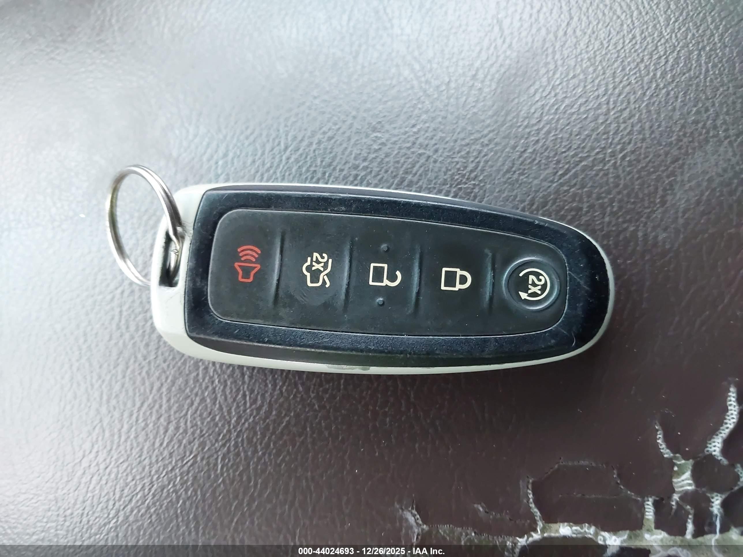 FORD EXPLORER image 11