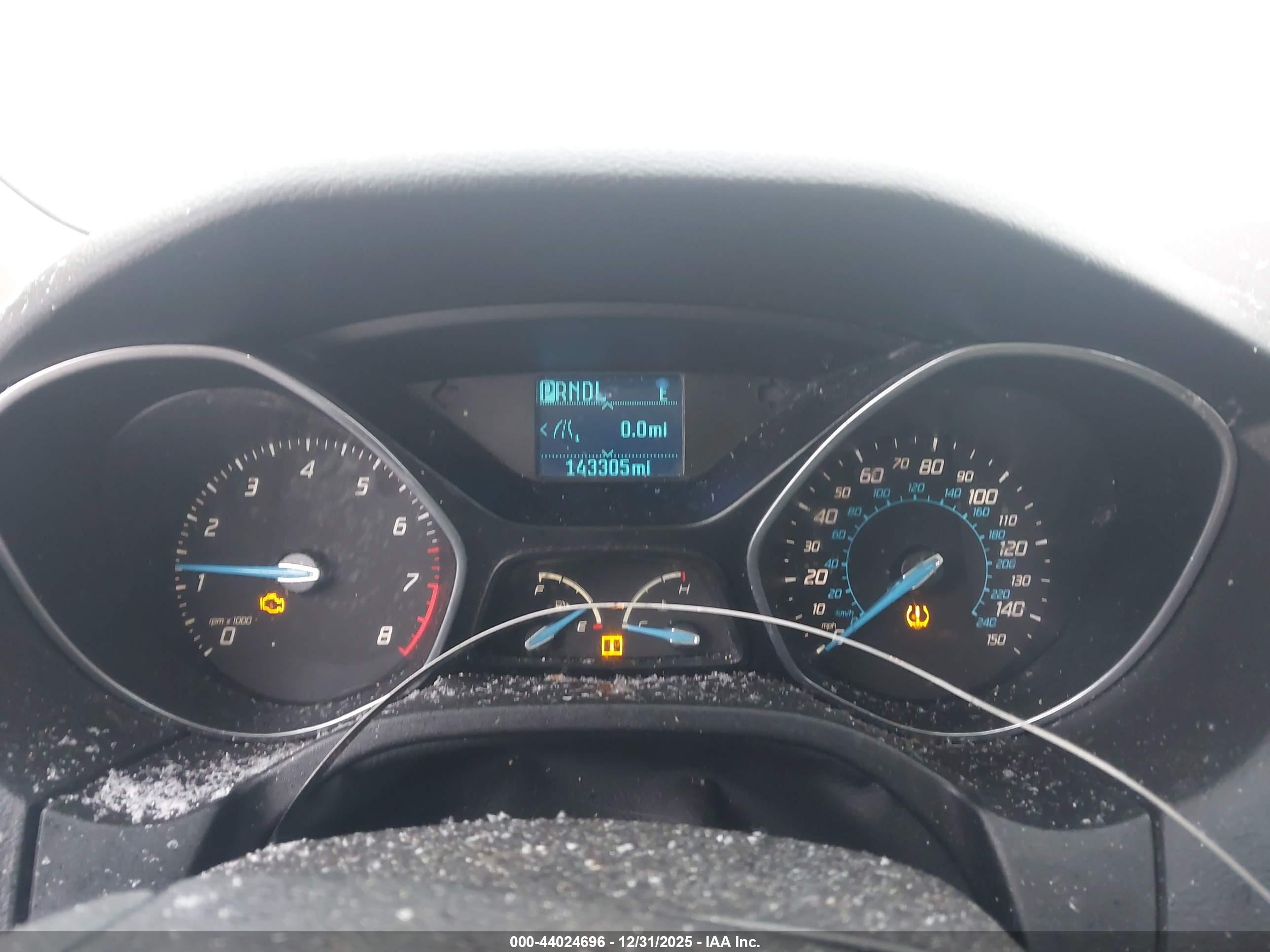 FORD FOCUS image 7