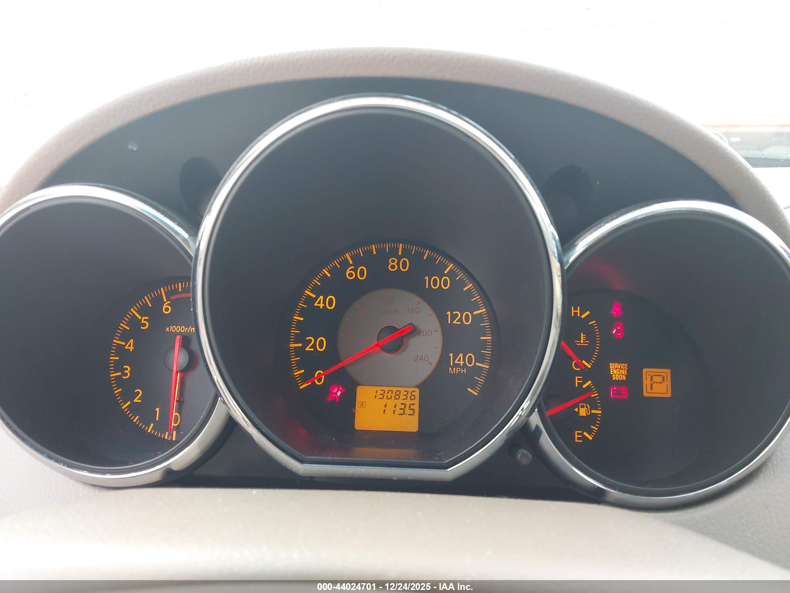 NISSAN ALTIMA image 7