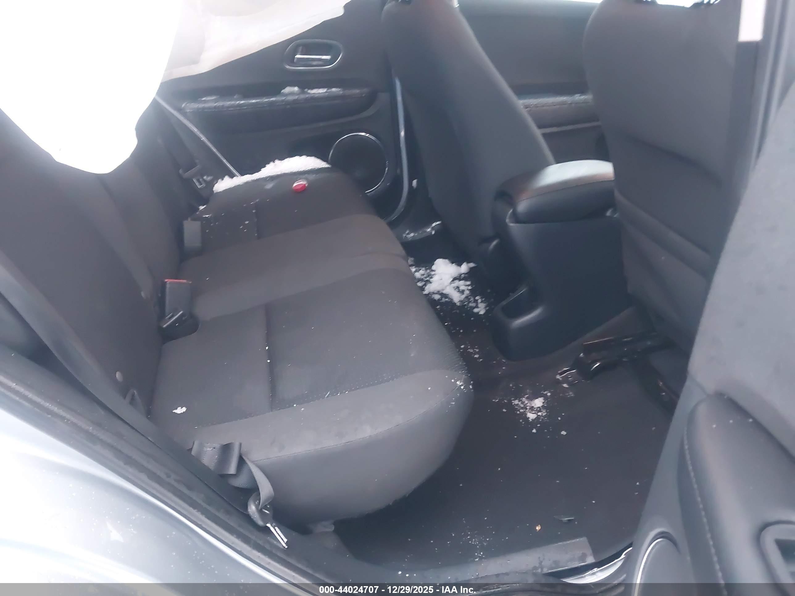HONDA HR-V image 8