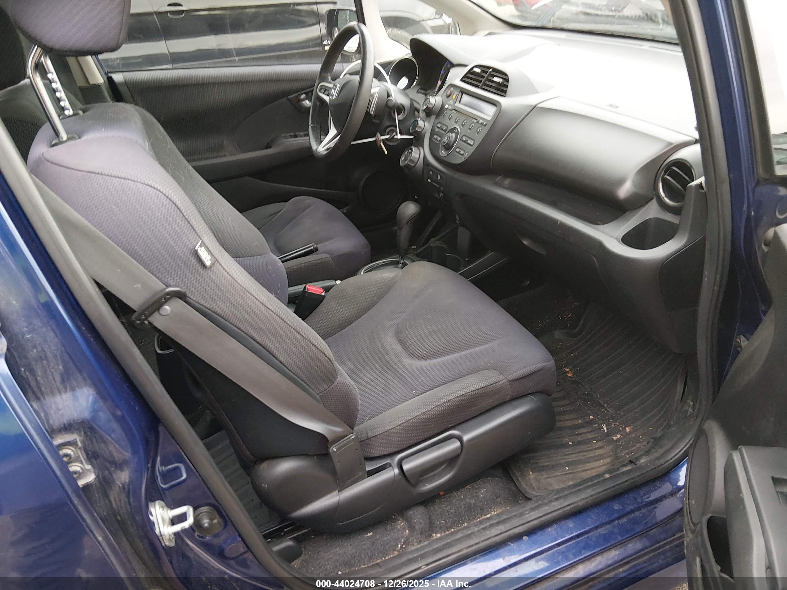 HONDA FIT image 5