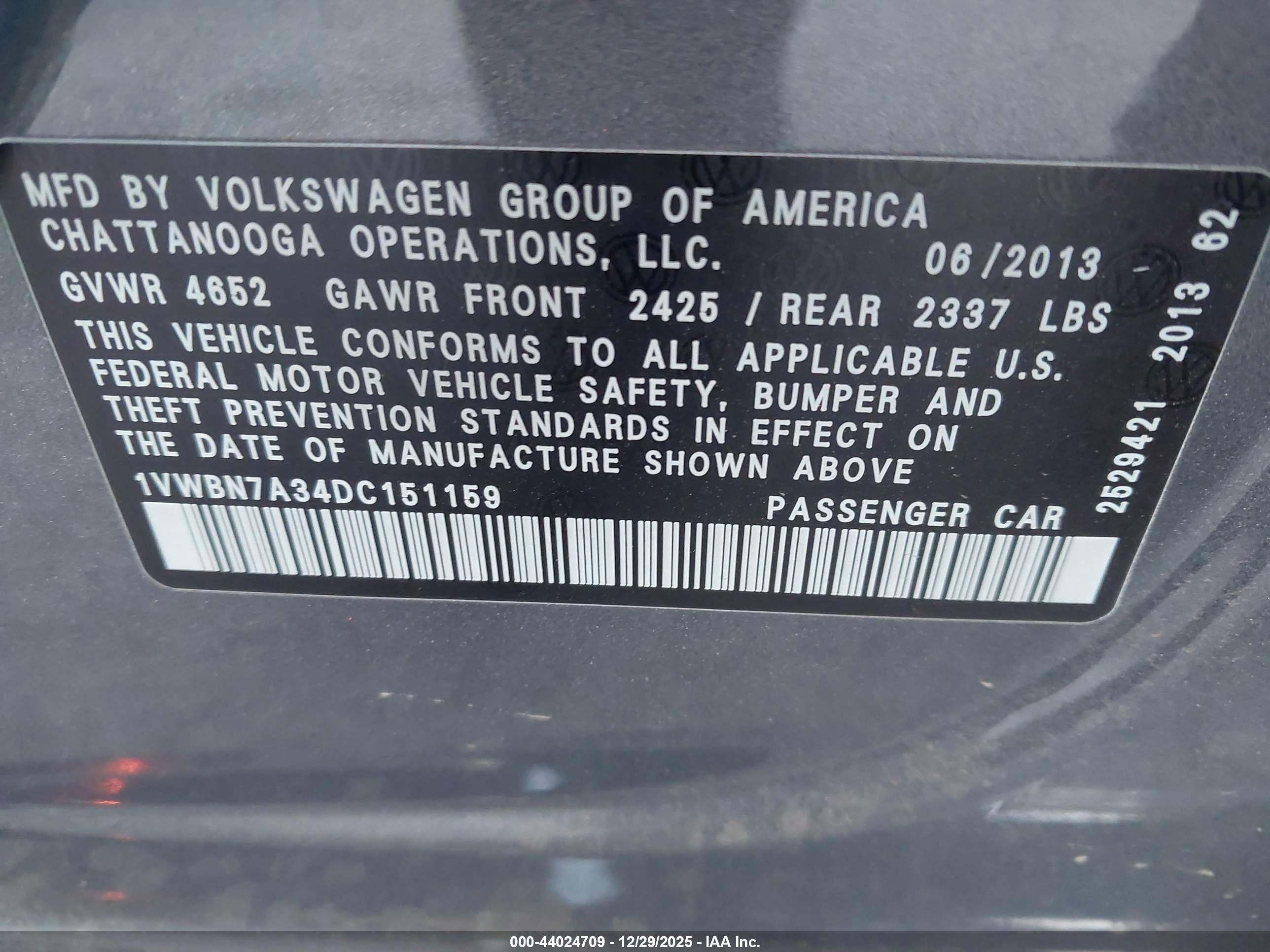 VOLKSWAGEN PASSAT image 9