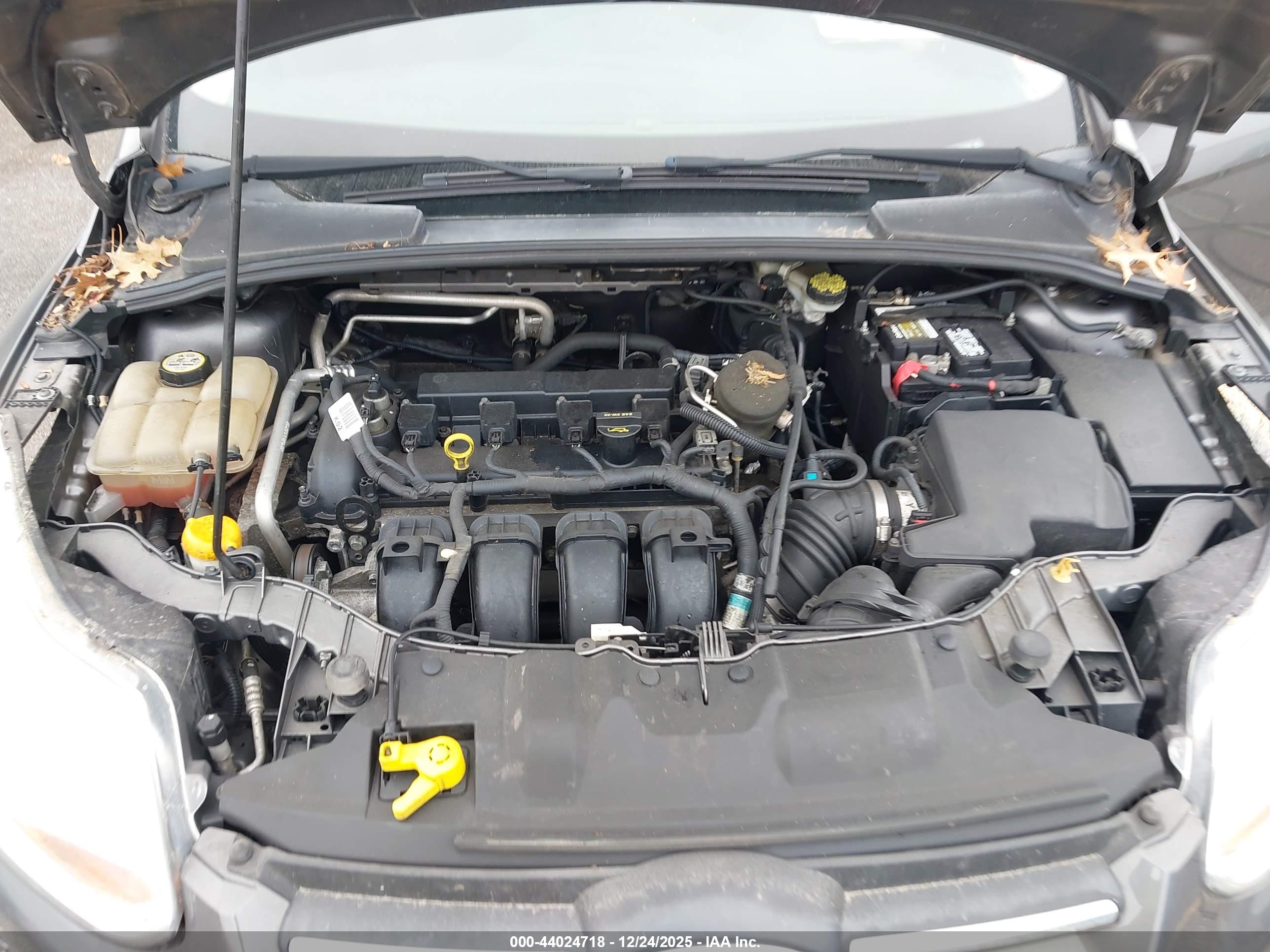 FORD FOCUS image 10