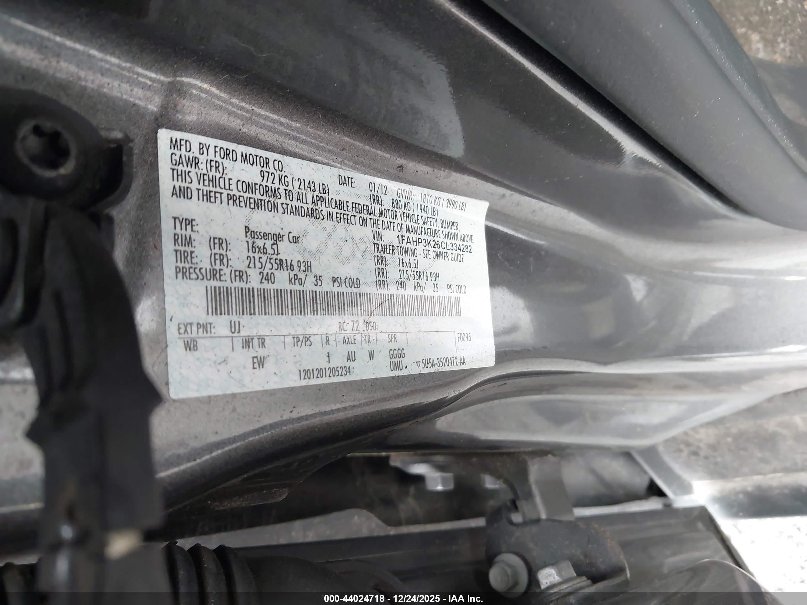 FORD FOCUS image 9