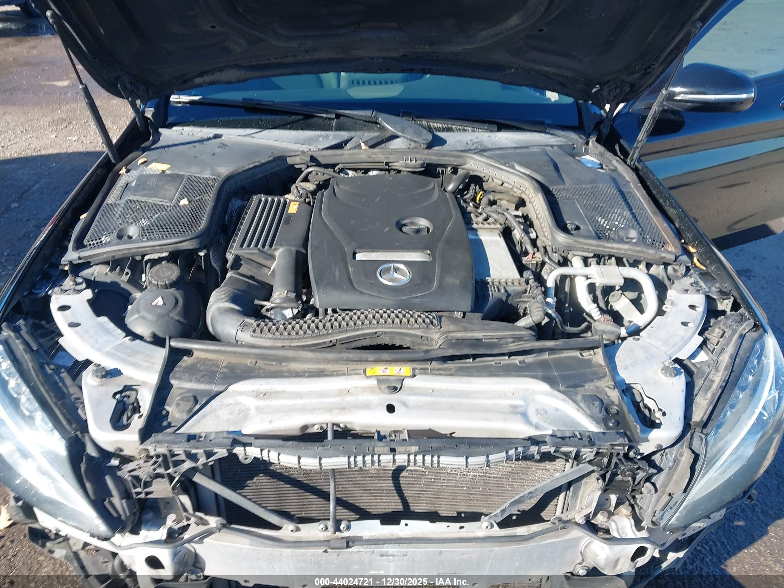 MERCEDES-BENZ C image 10