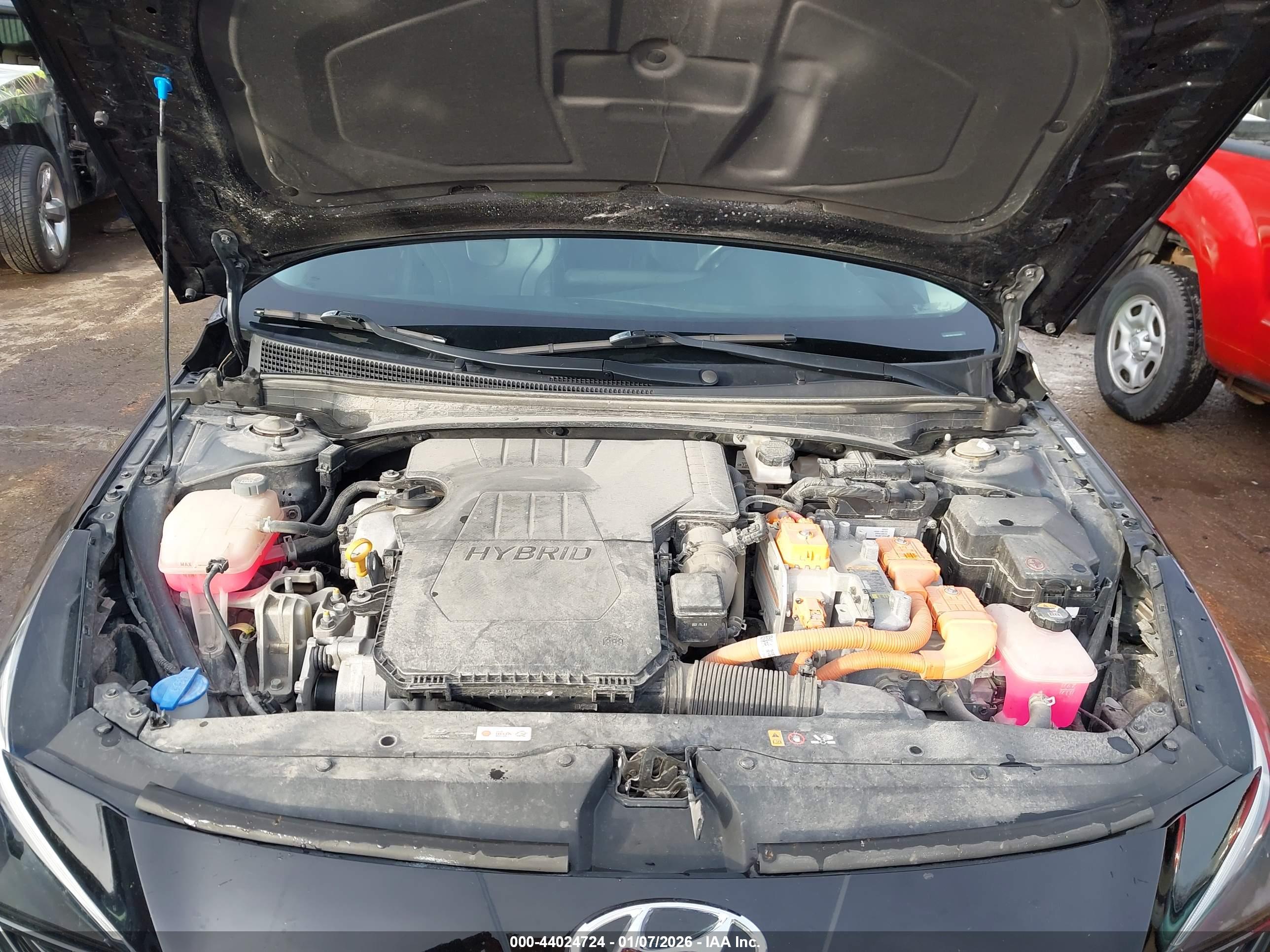 HYUNDAI ELANTRA image 10