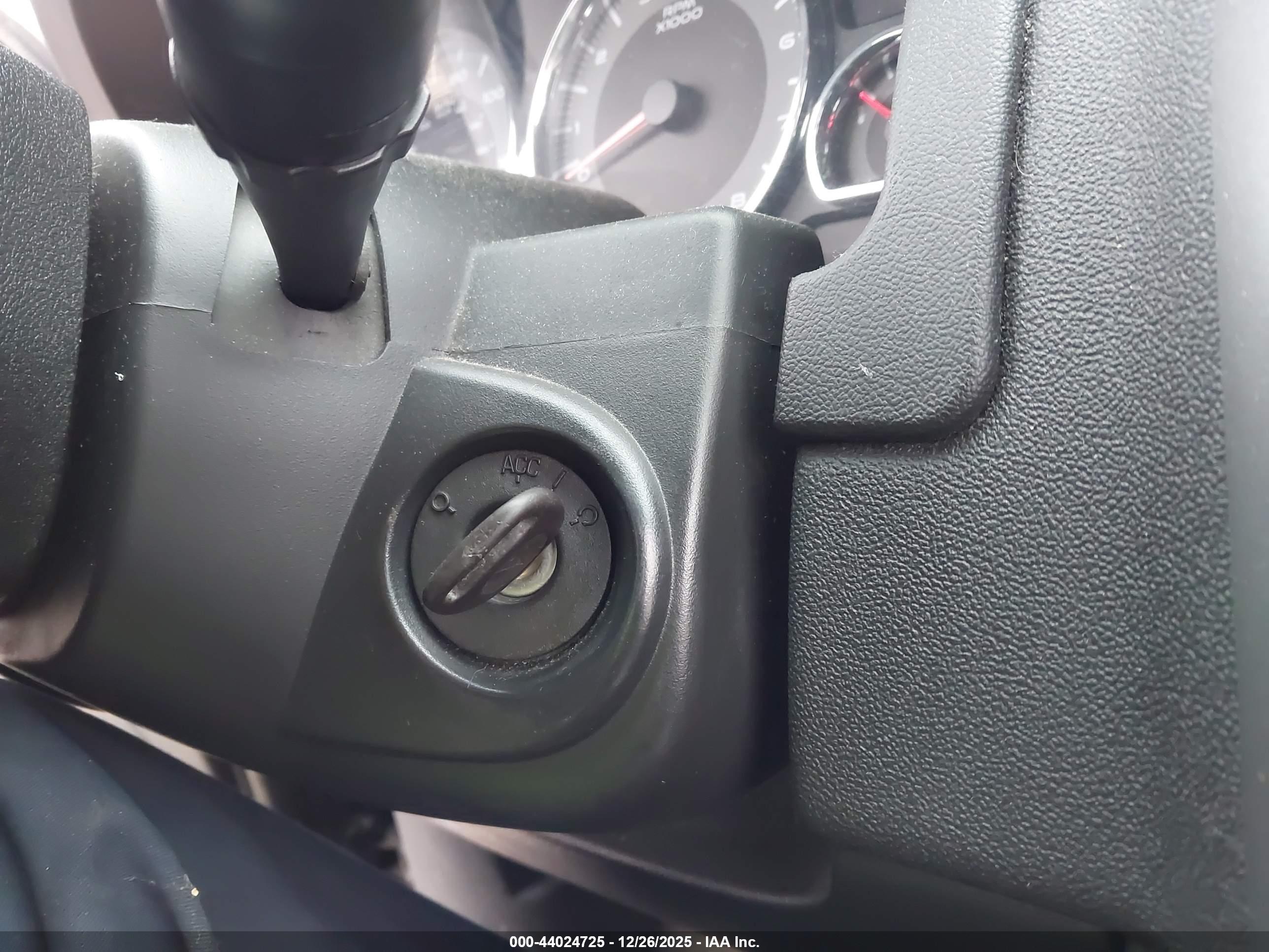 PONTIAC TORRENT image 11