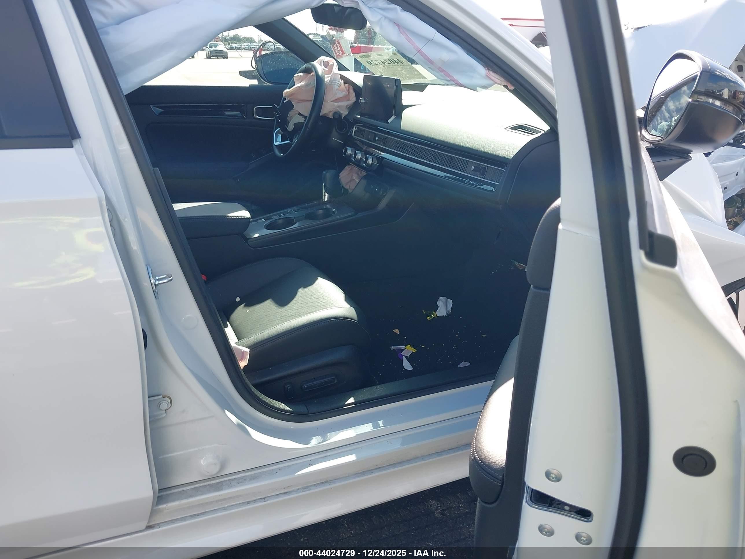 HONDA CIVIC image 5