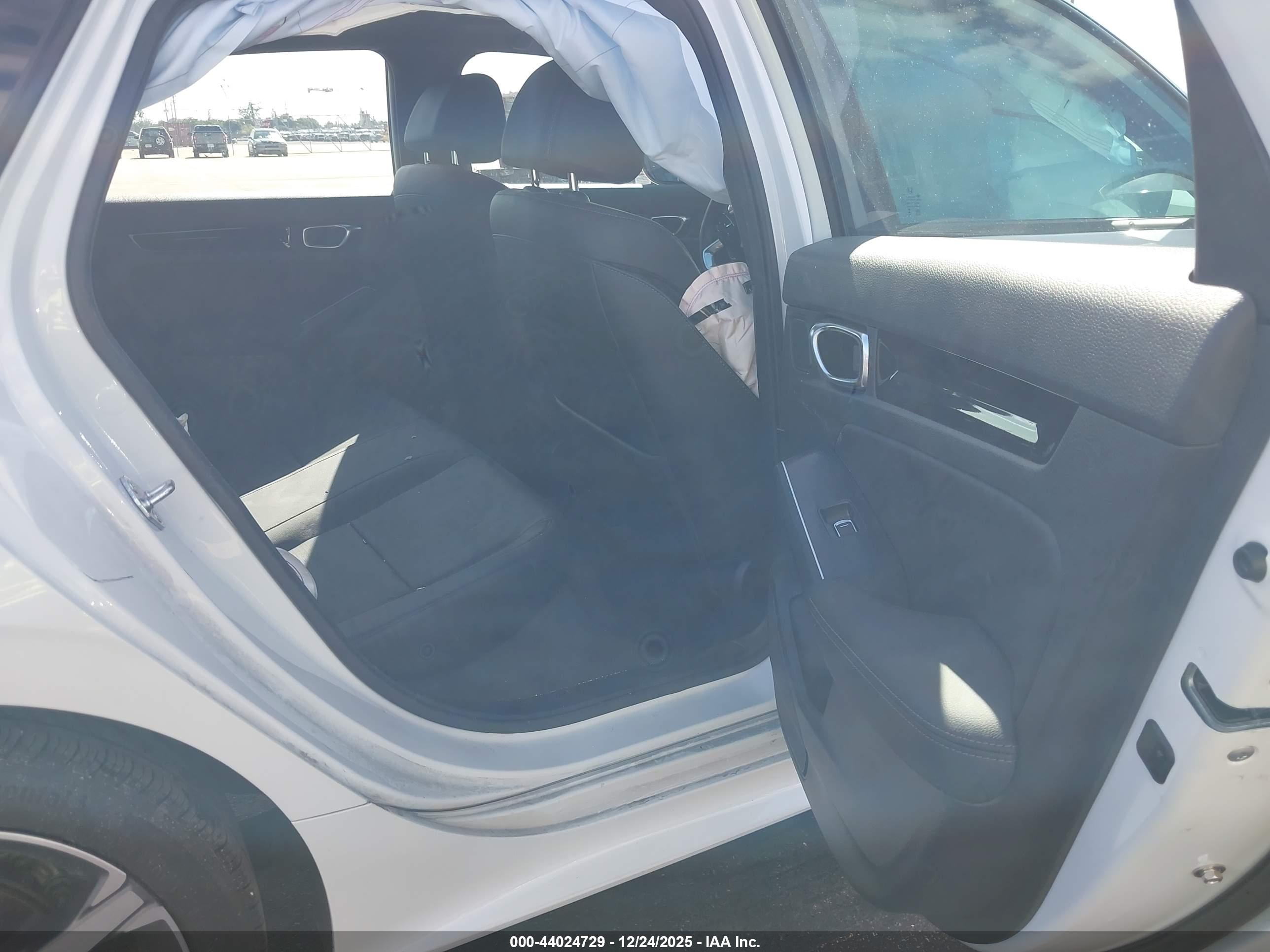 HONDA CIVIC image 8
