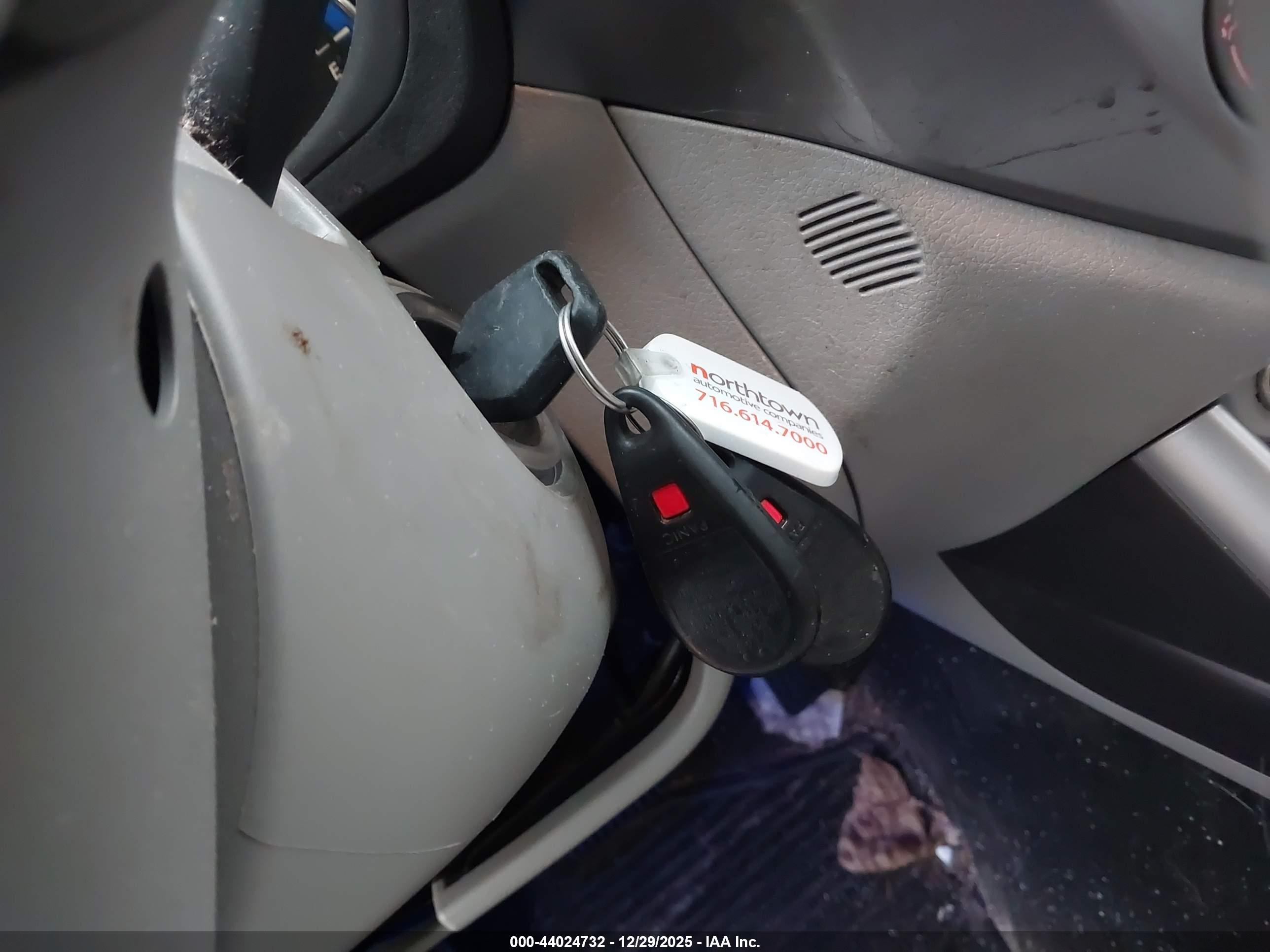 SUBARU FORESTER image 11