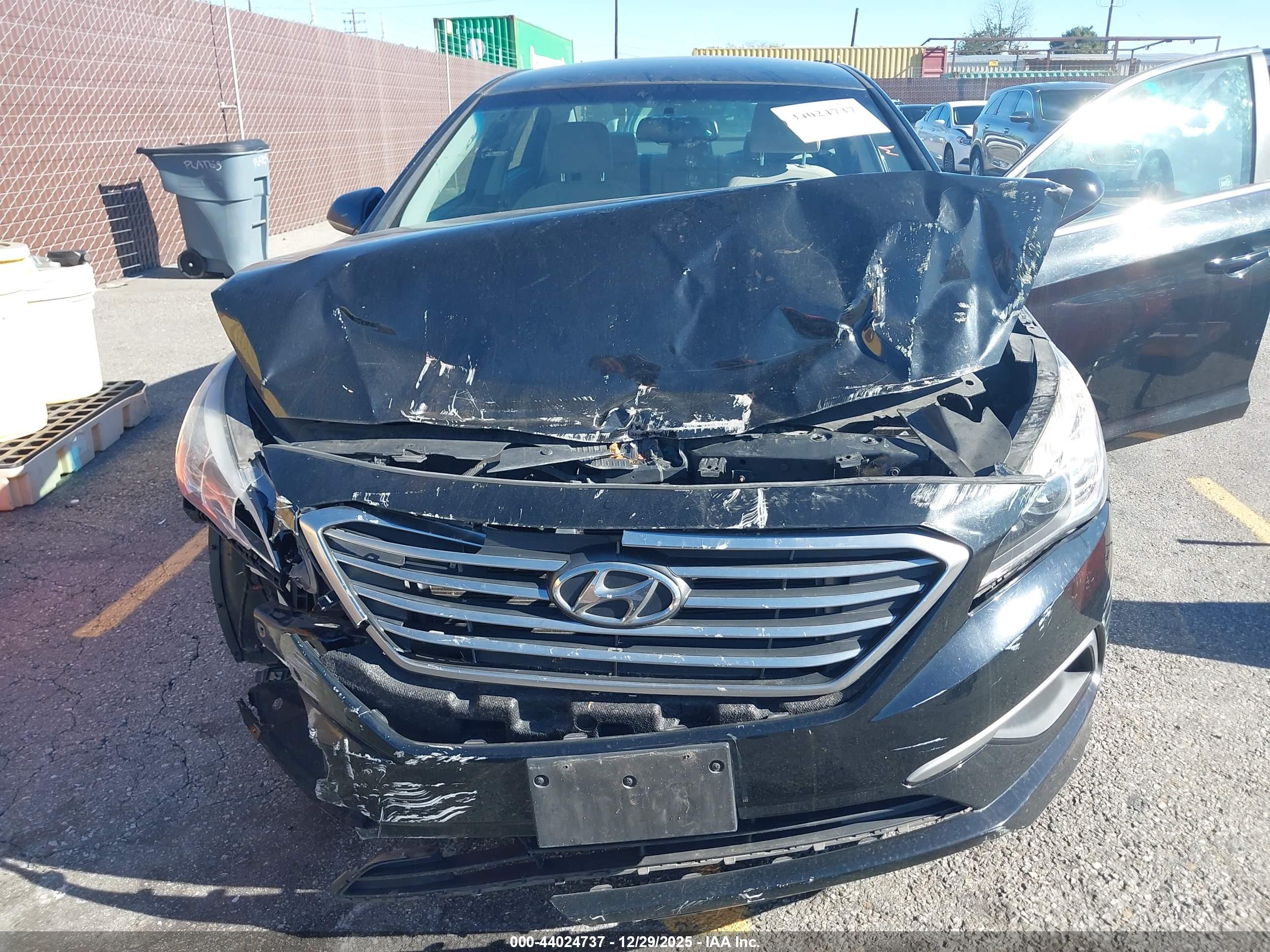HYUNDAI SONATA image 10