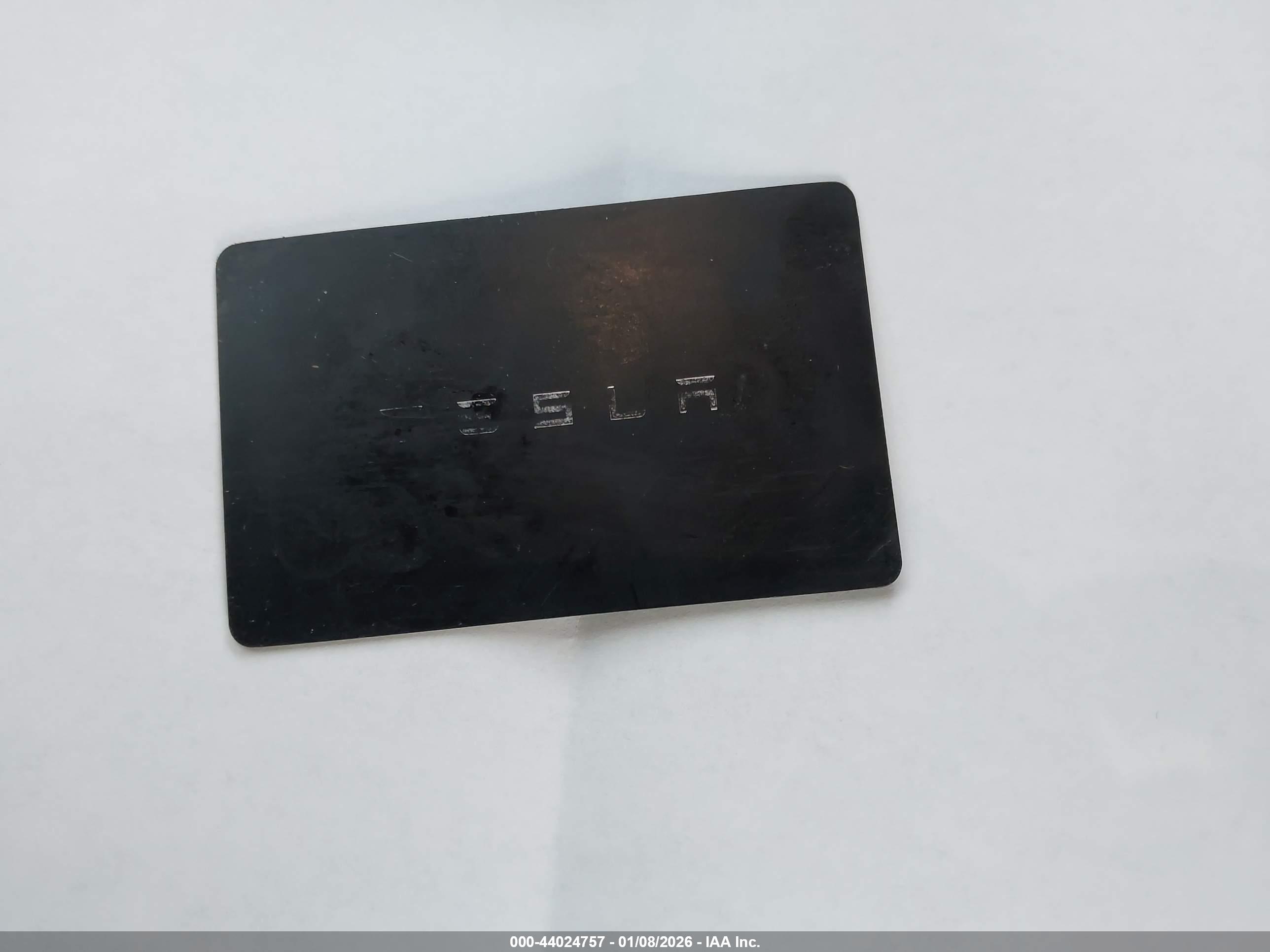 TESLA MODEL image 11