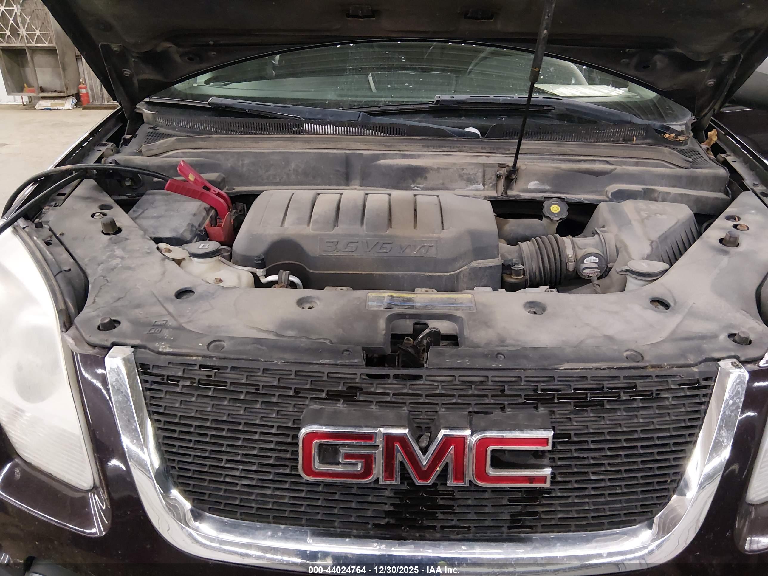 GMC ACADIA image 10