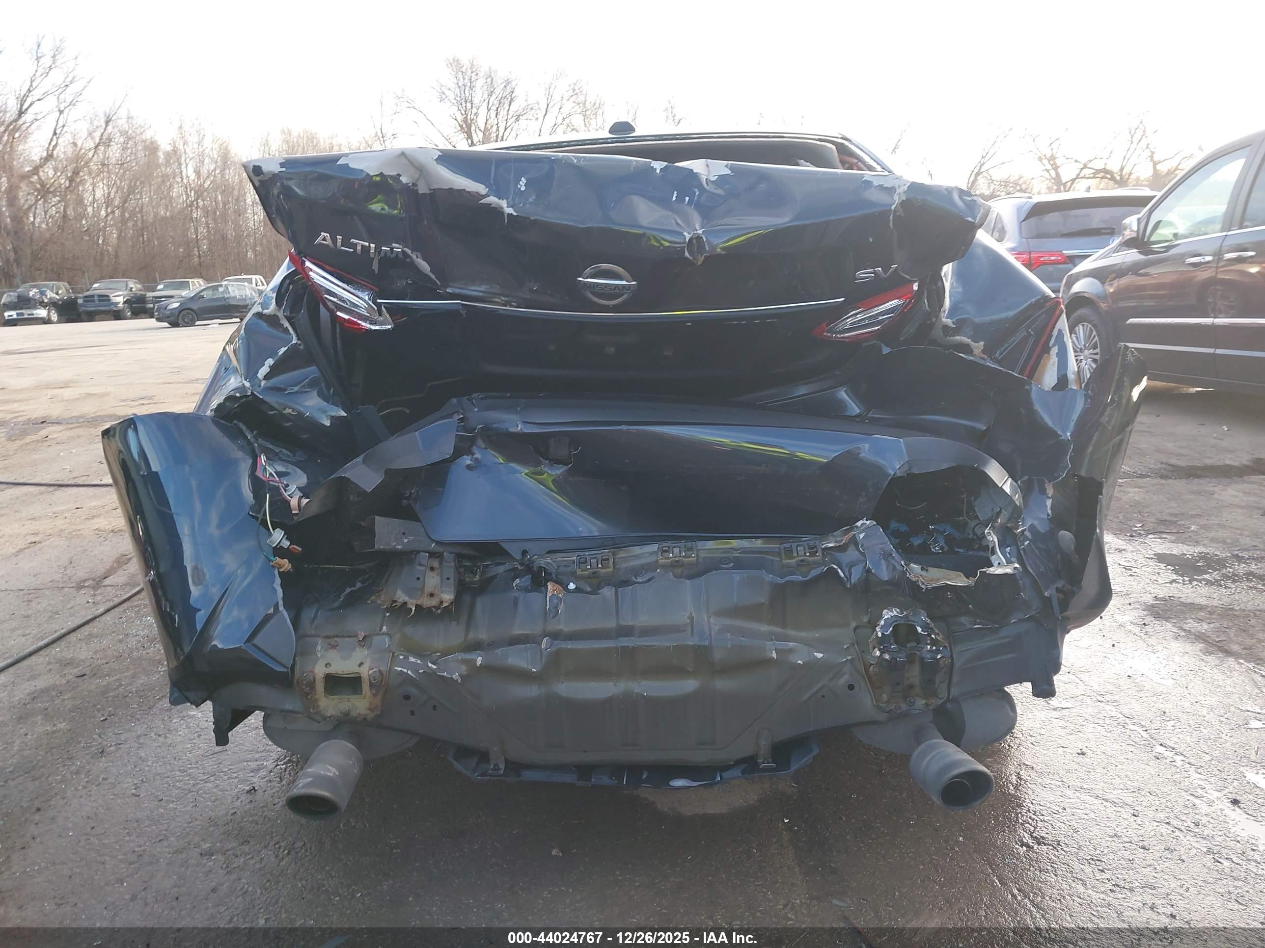 NISSAN ALTIMA image 6