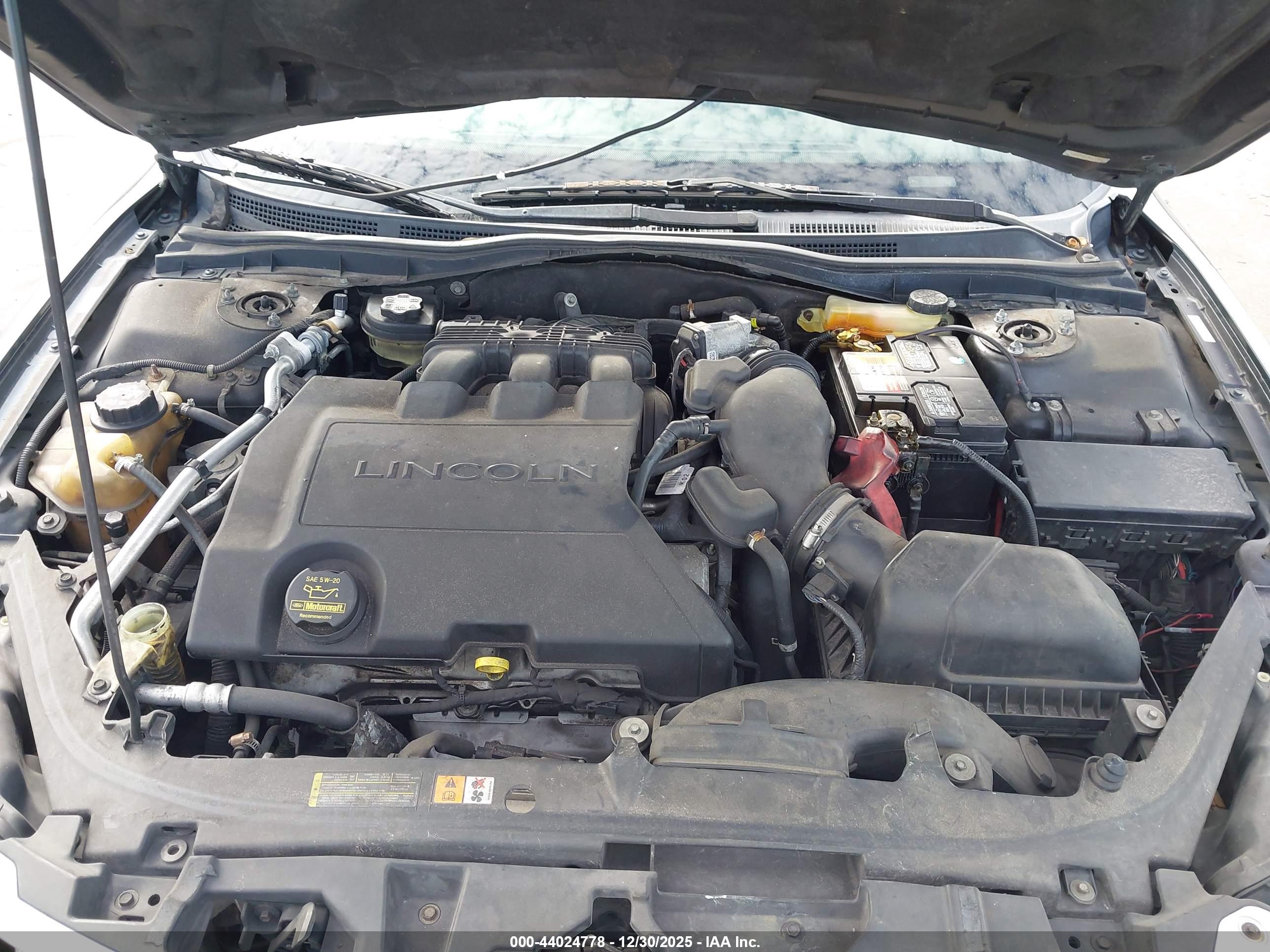 LINCOLN MKZ image 10