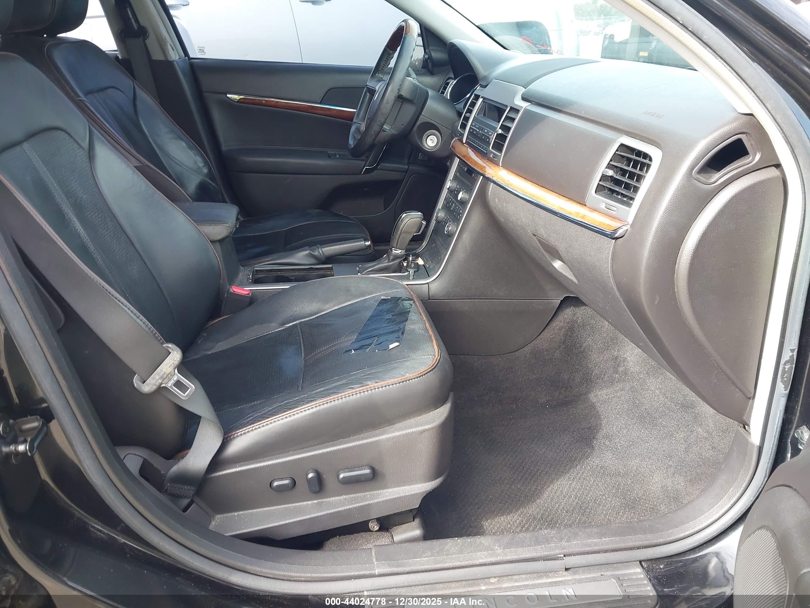 LINCOLN MKZ image 5