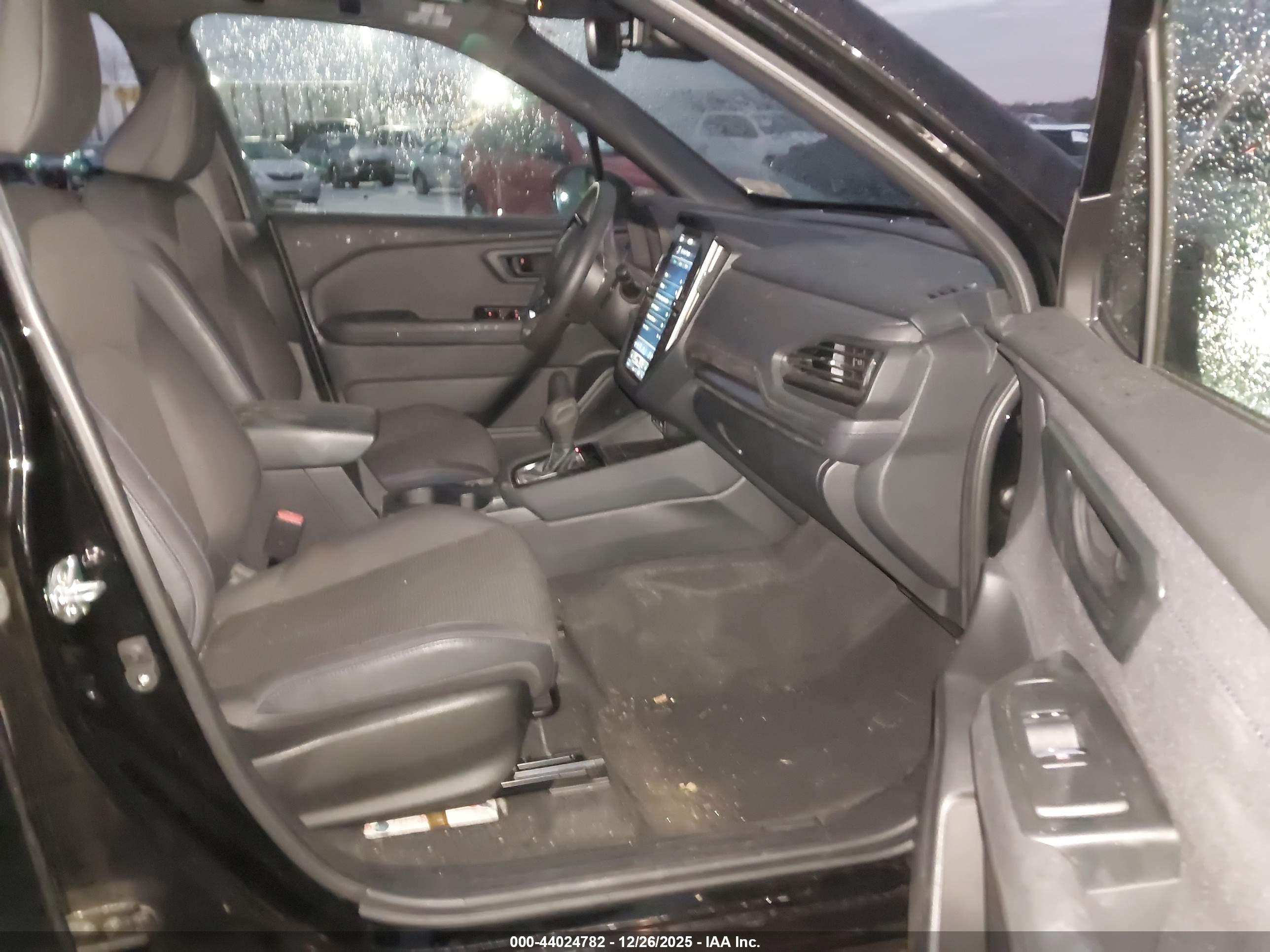SUBARU FORESTER image 5