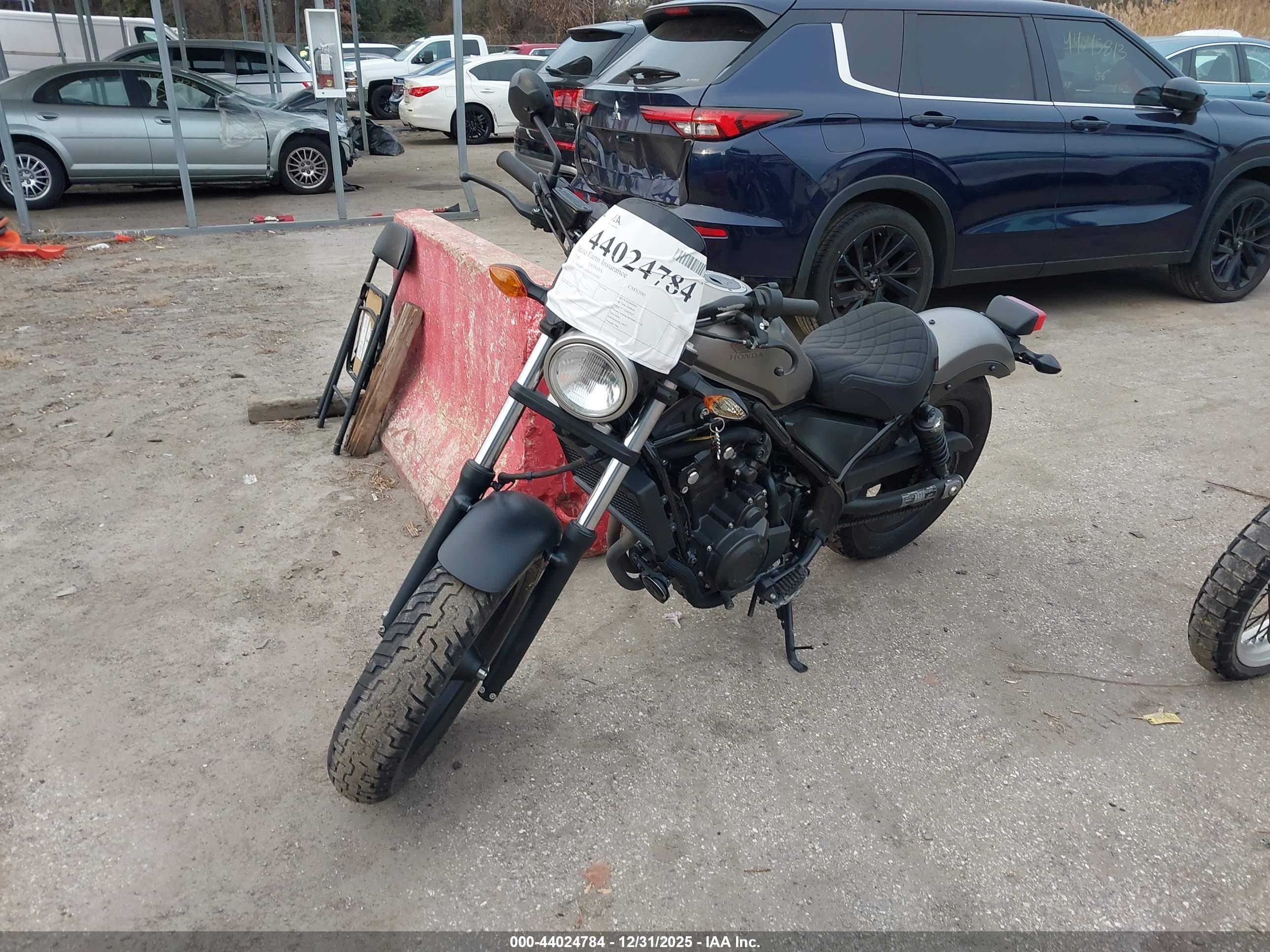 HONDA CMX500 image 2