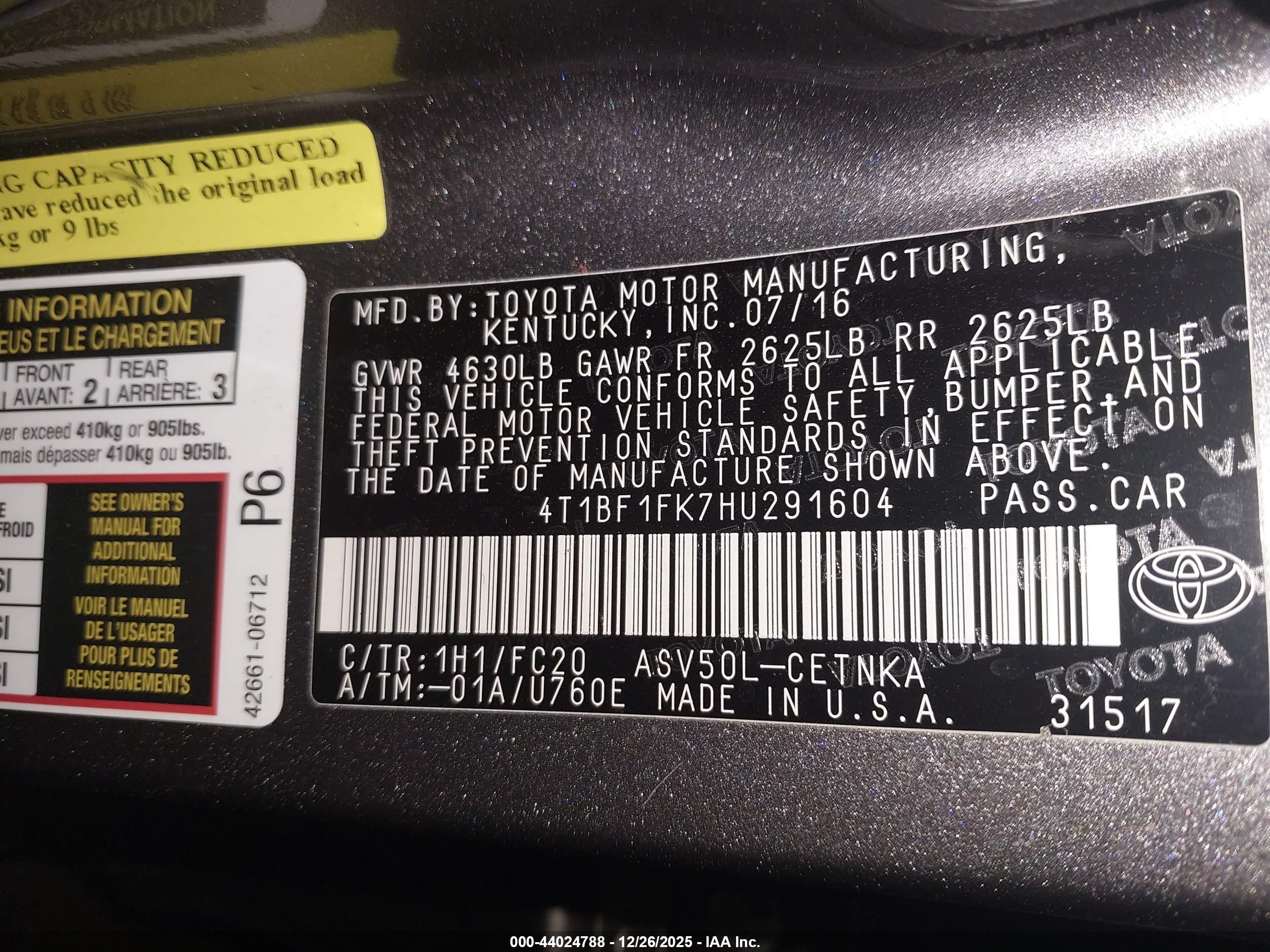 TOYOTA CAMRY image 9