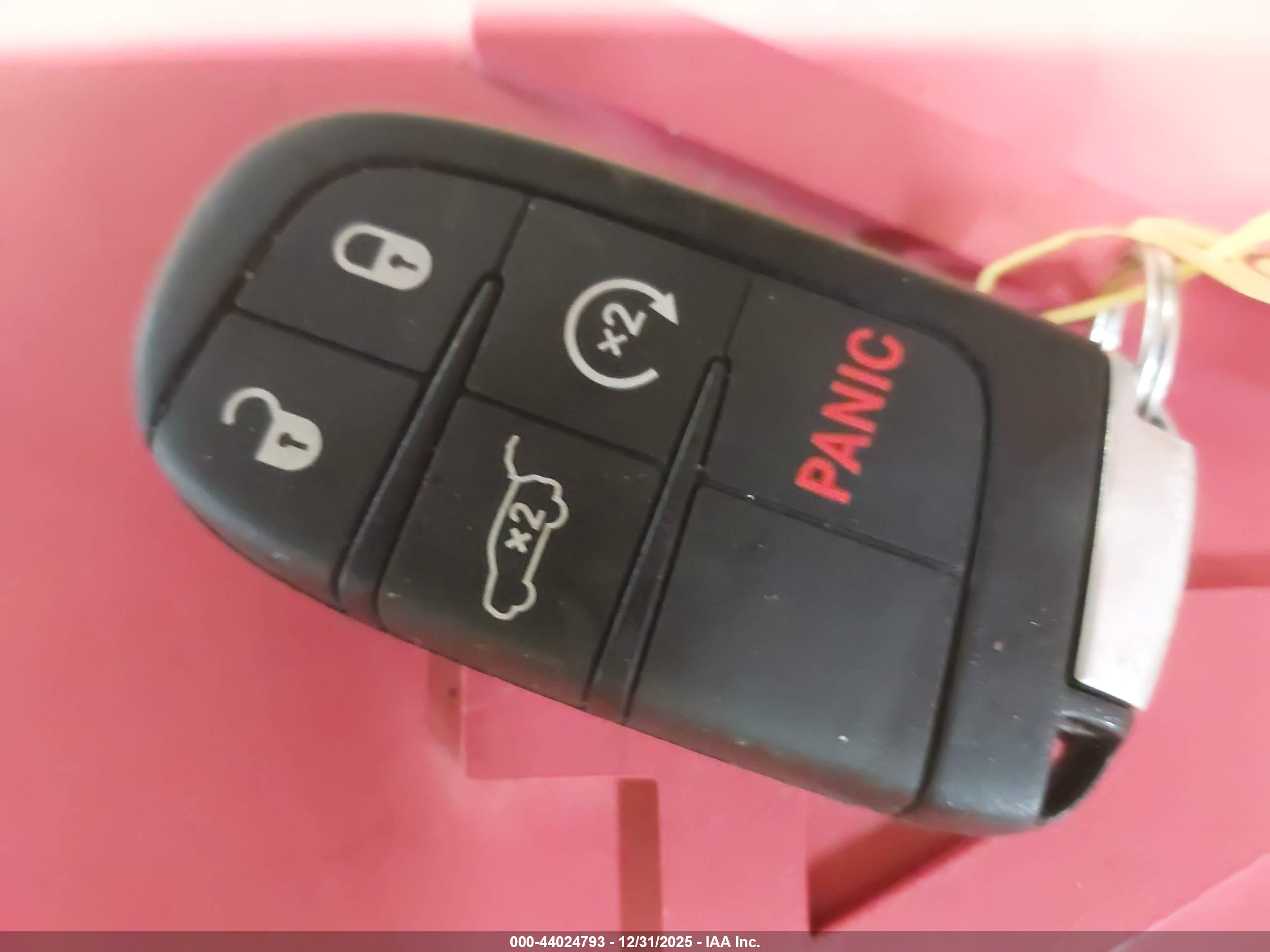 JEEP GRAND image 11
