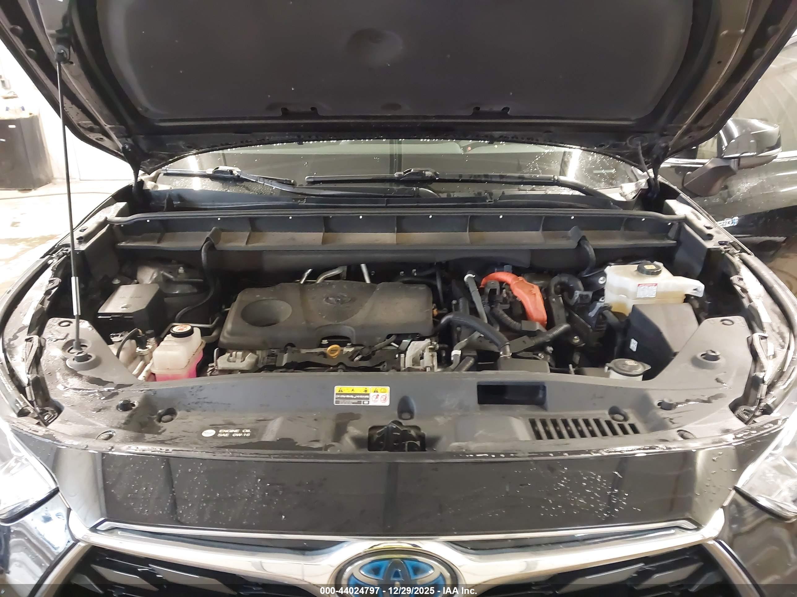 TOYOTA HIGHLANDER image 10