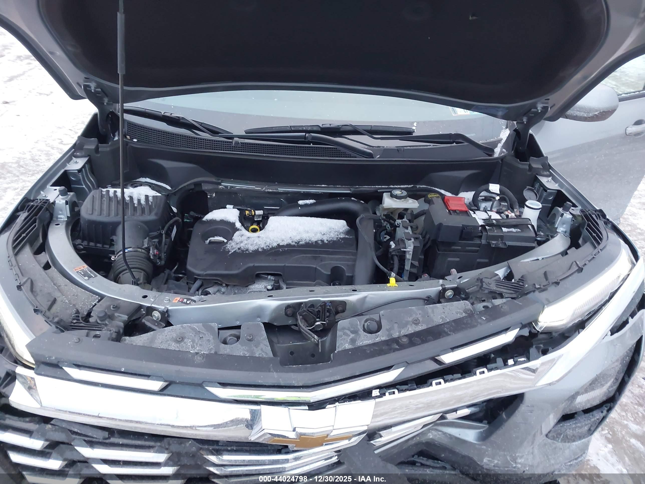 CHEVROLET EQUINOX image 10