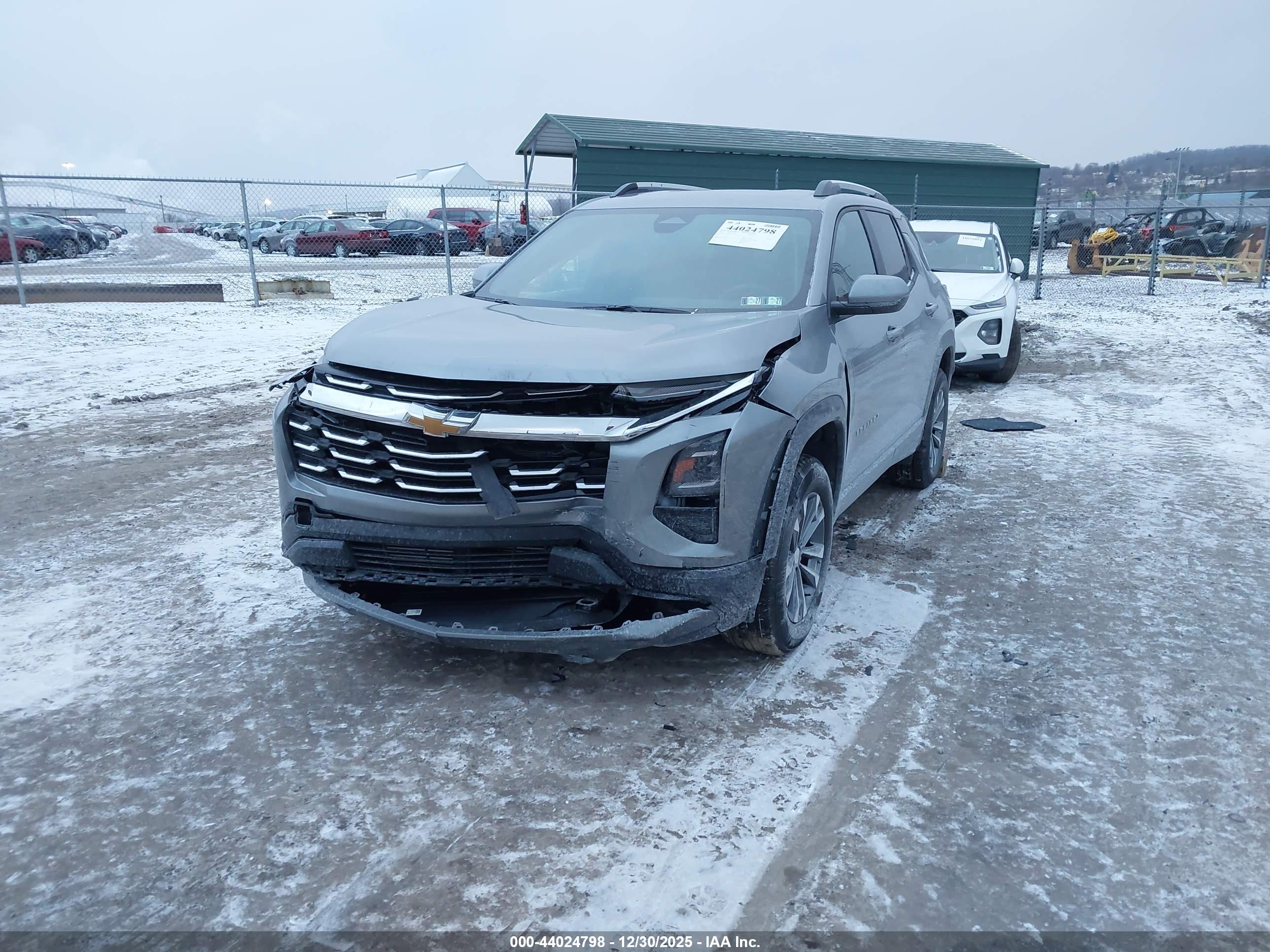 CHEVROLET EQUINOX image 2