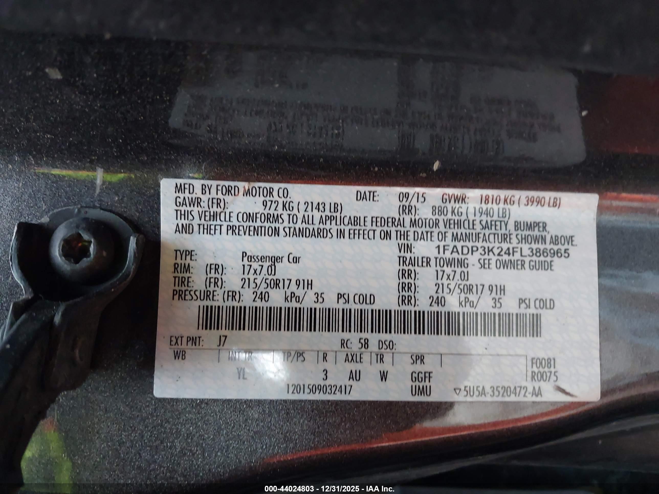 FORD FOCUS image 9