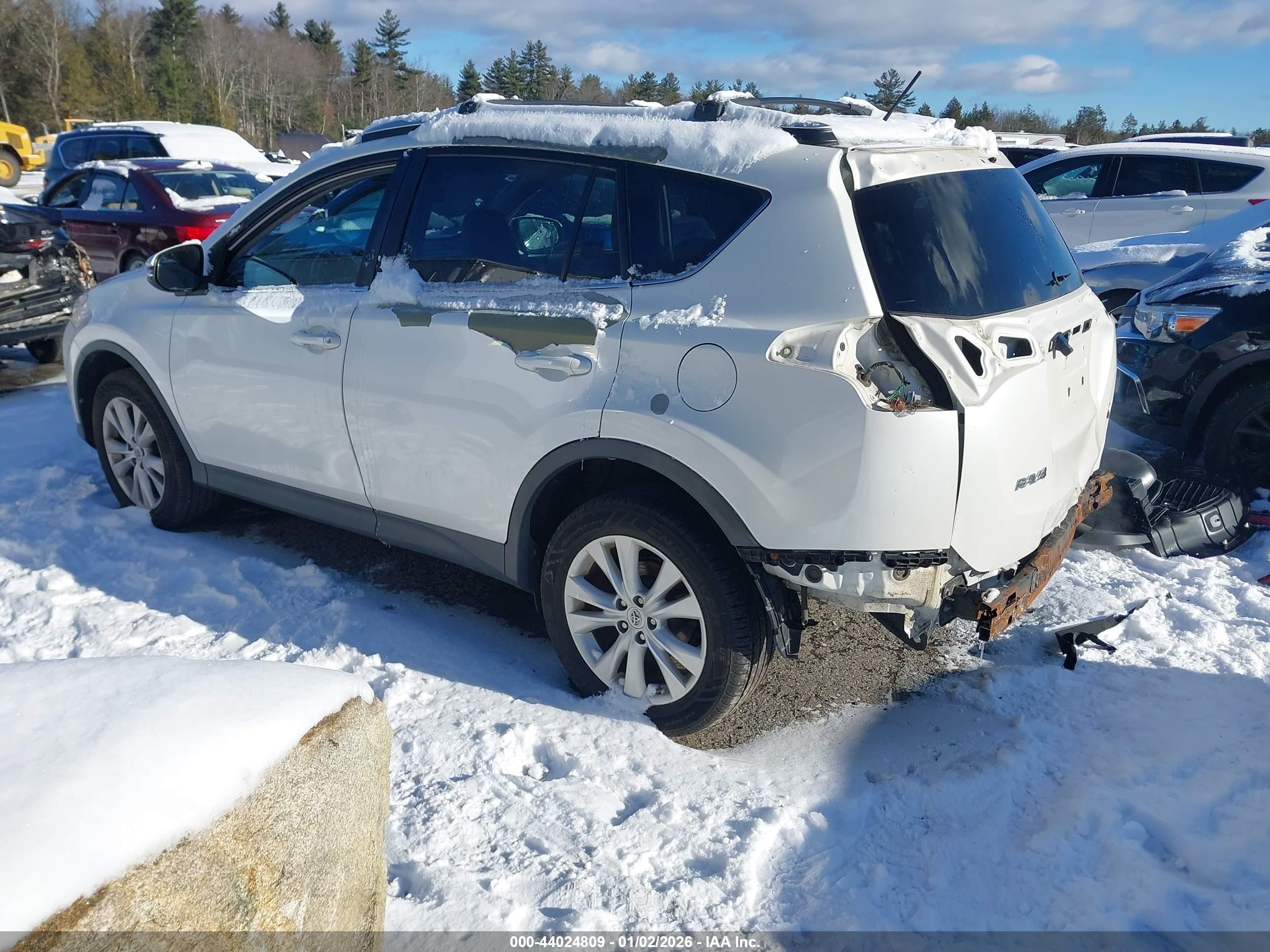 TOYOTA RAV4 image 3