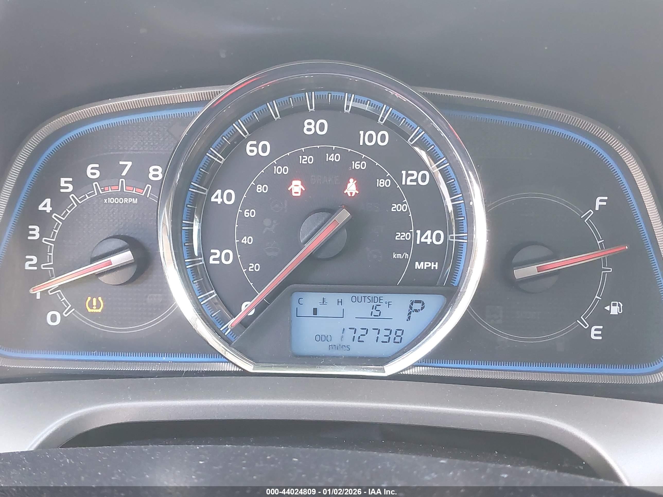 TOYOTA RAV4 image 7