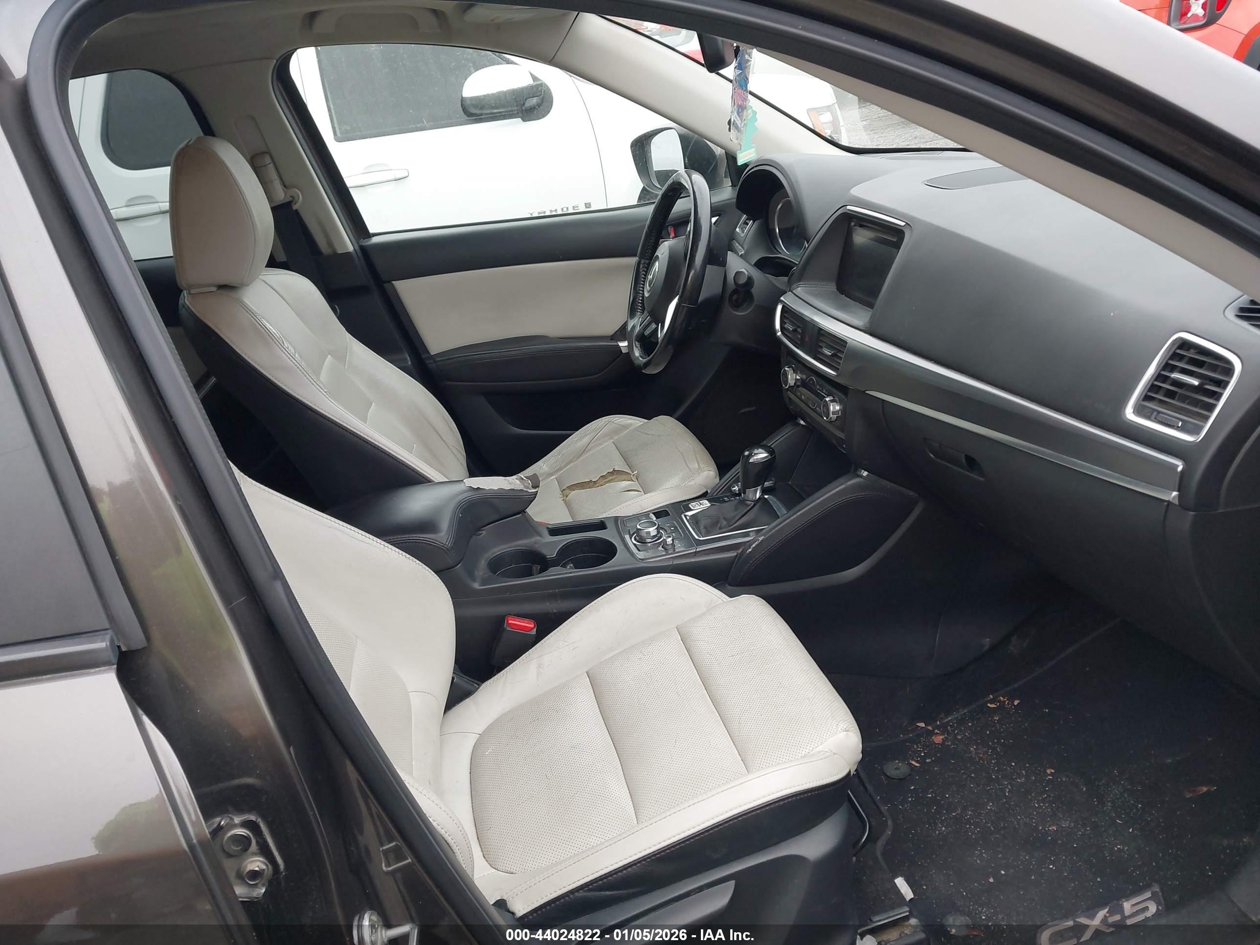 MAZDA CX-5 image 5