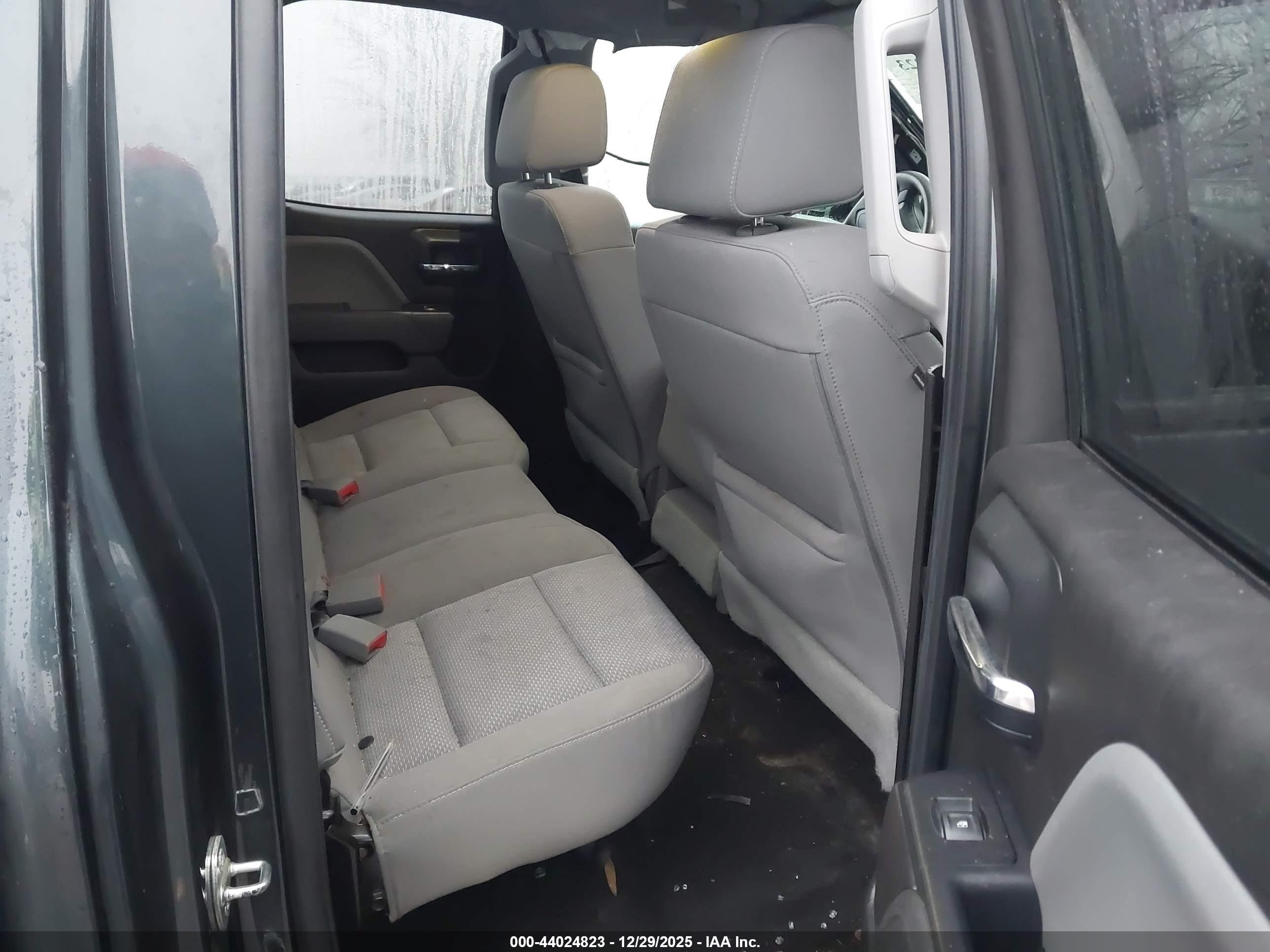 GMC SIERRA image 8