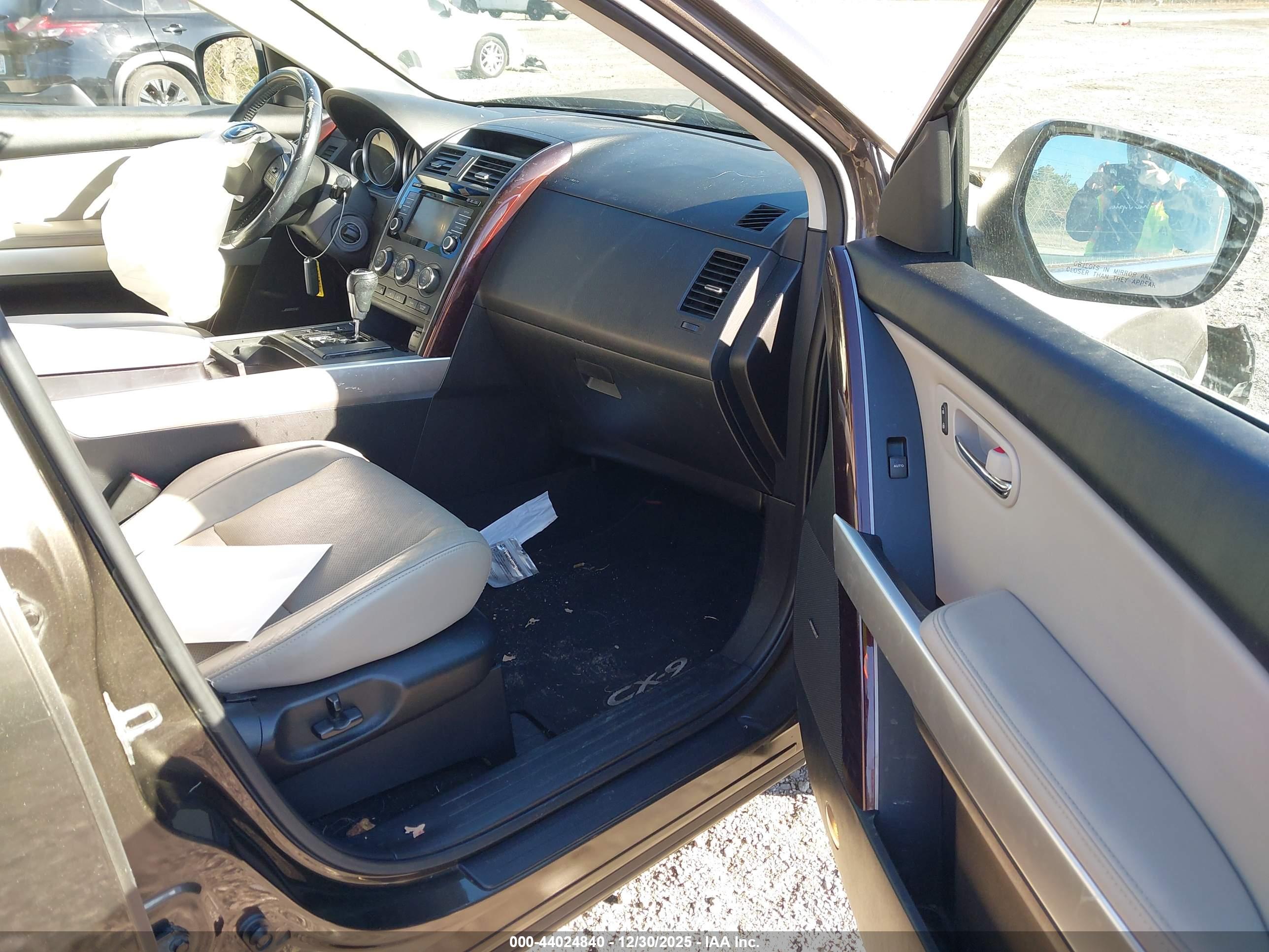 MAZDA CX-9 image 5