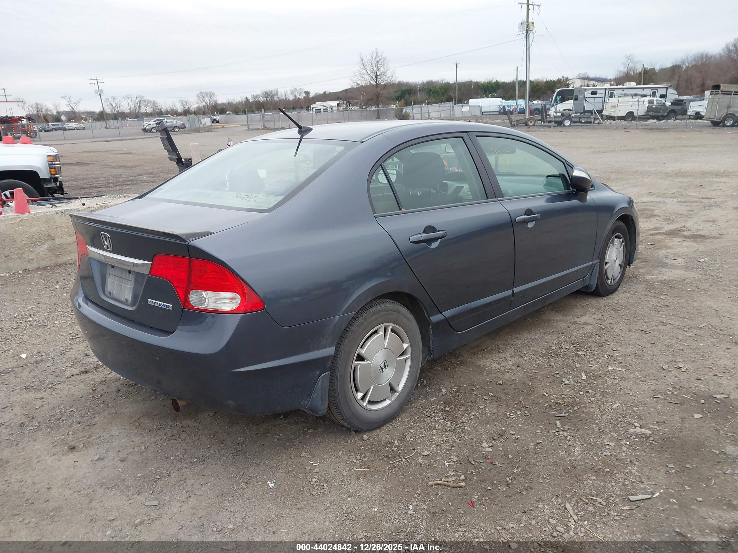 HONDA CIVIC image 4