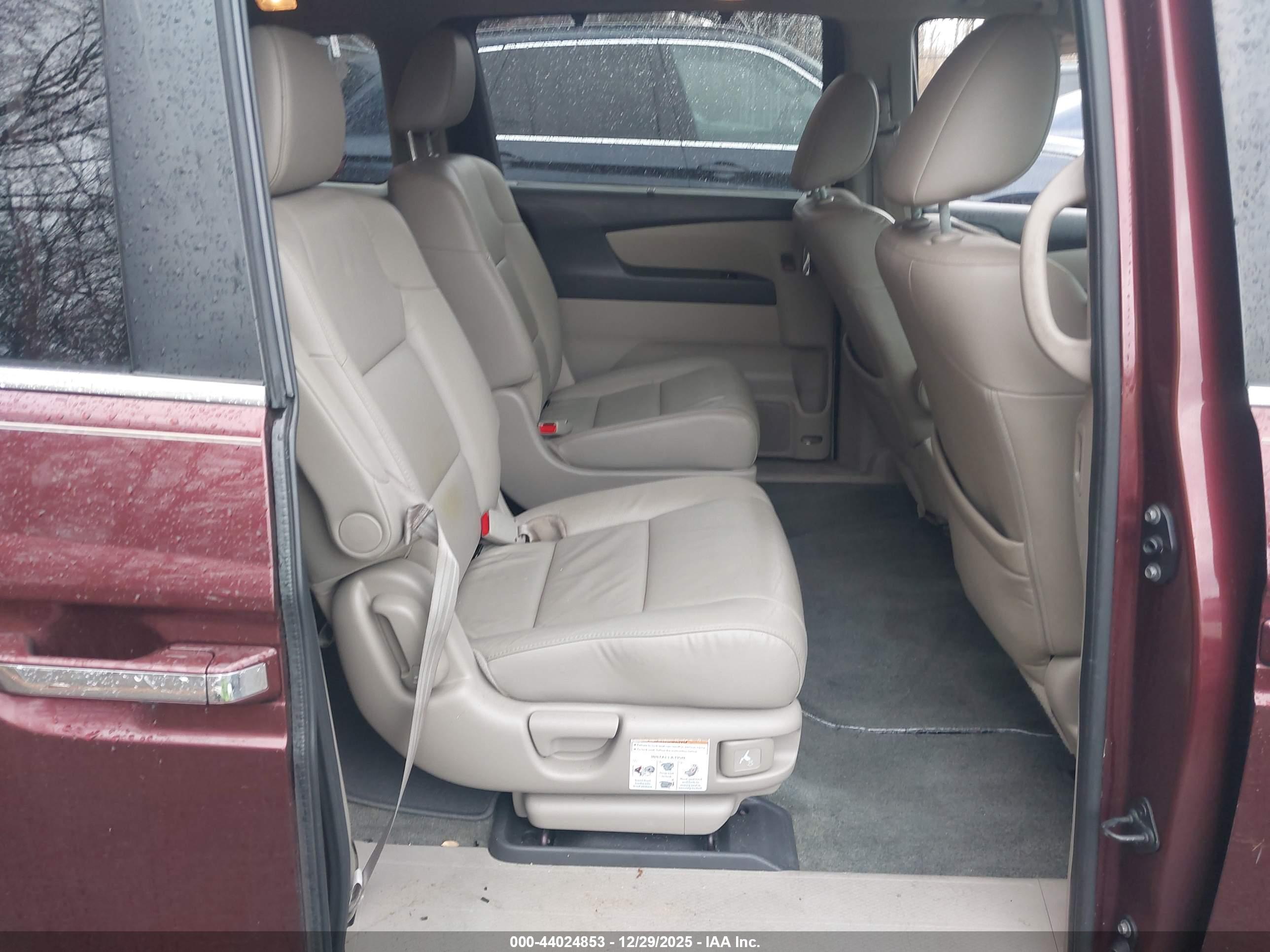 HONDA ODYSSEY image 8