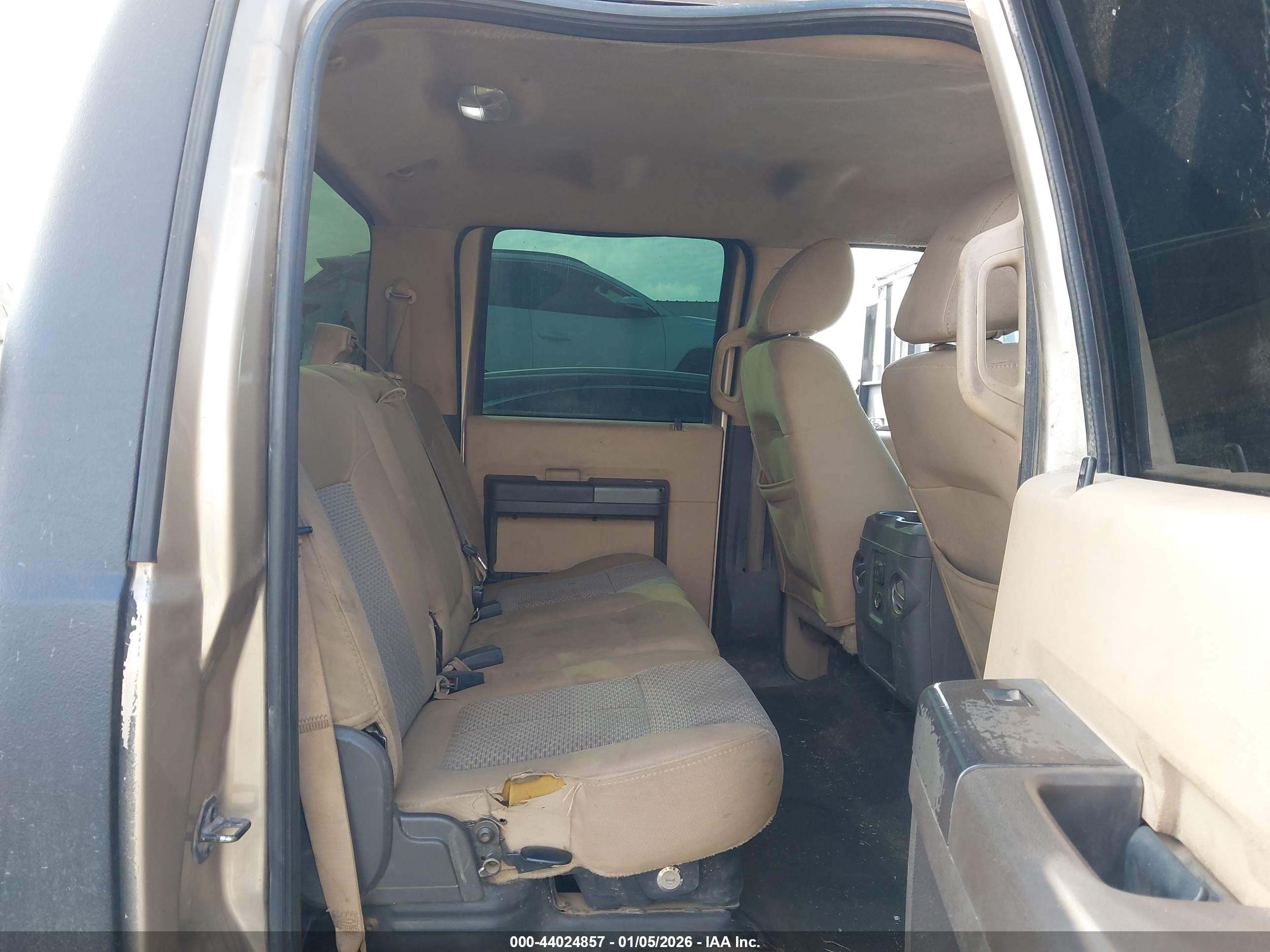 FORD F-350 image 8
