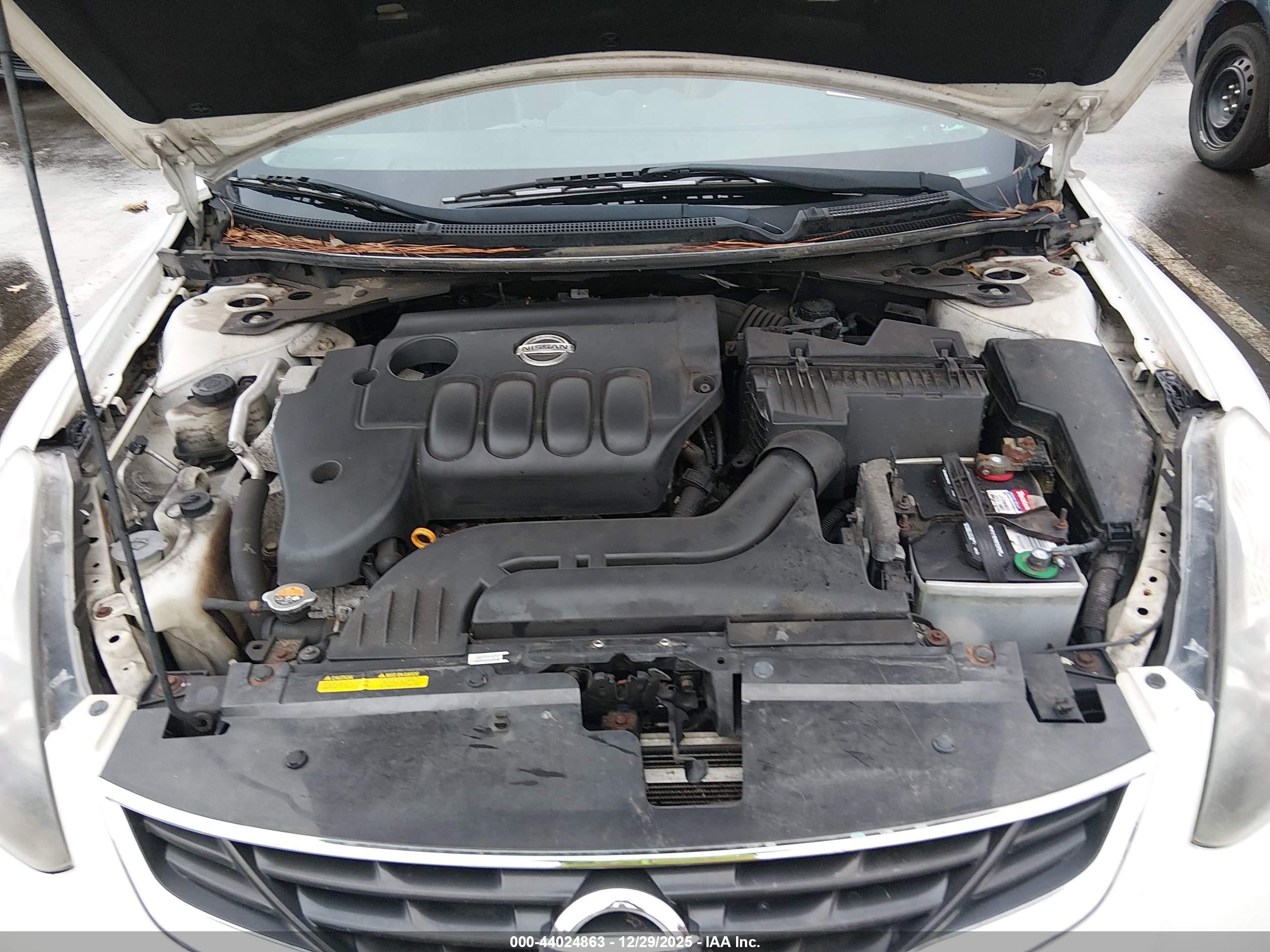 NISSAN ALTIMA image 10