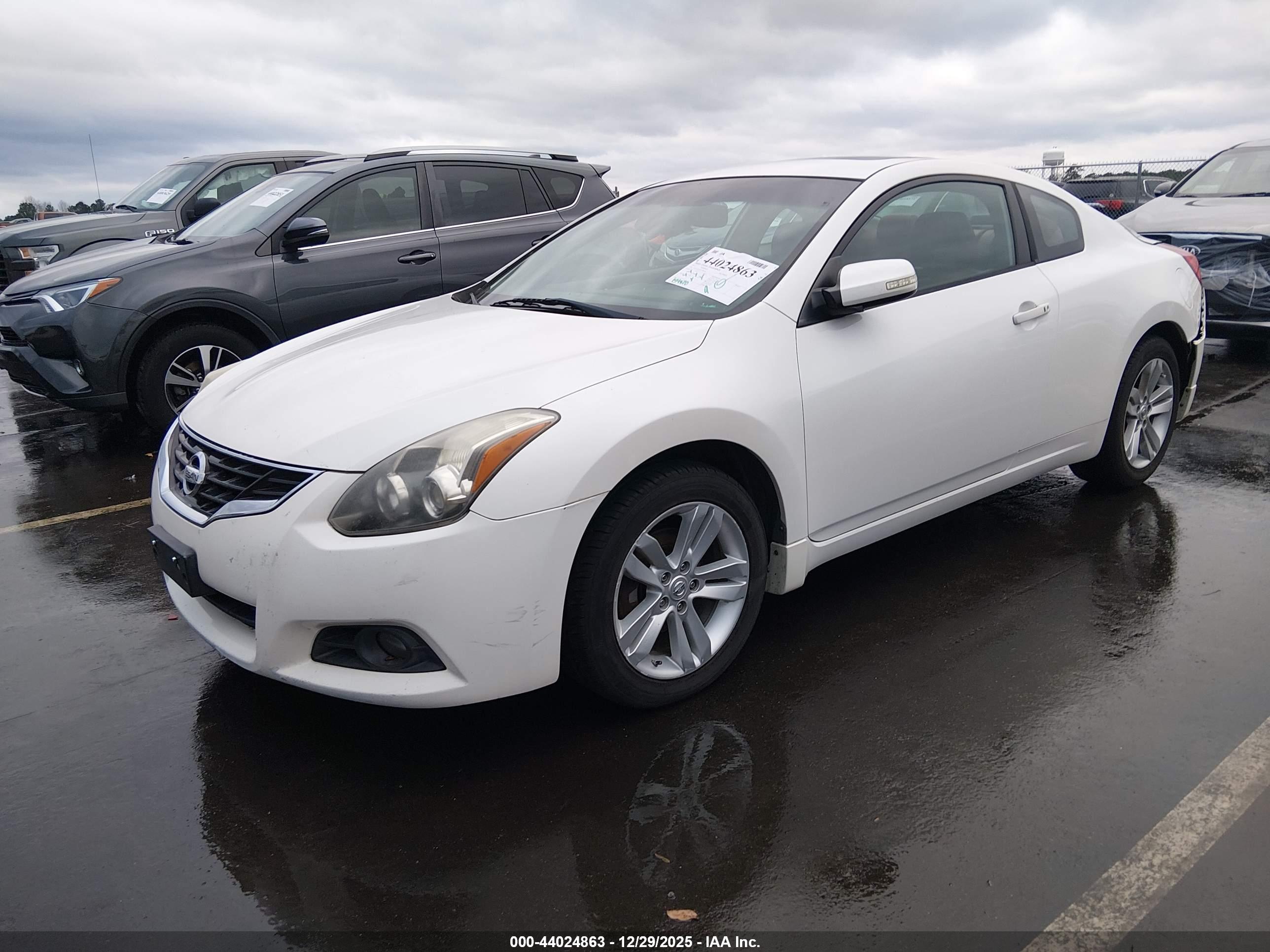 NISSAN ALTIMA image 2