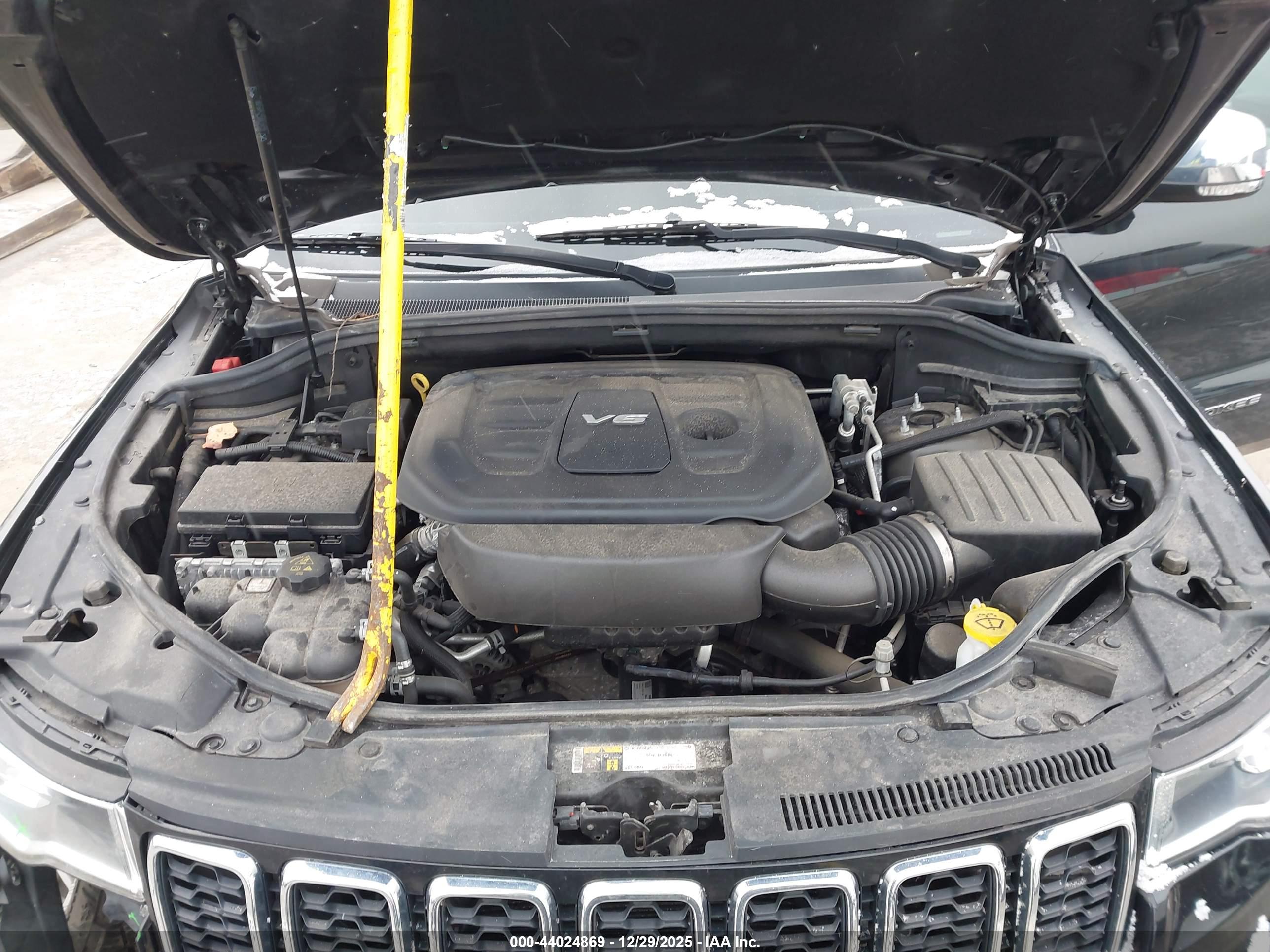 JEEP GRAND image 10