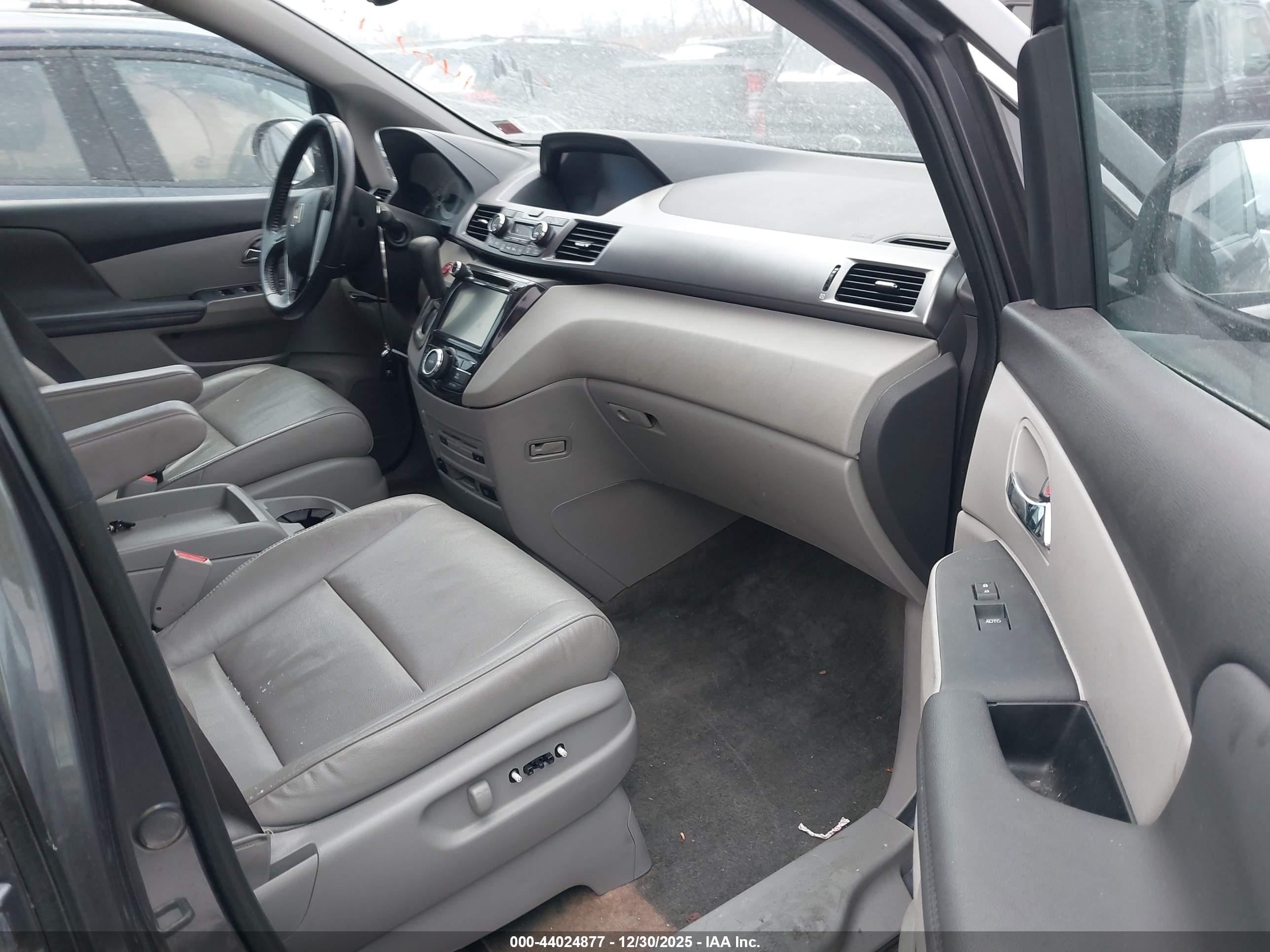 HONDA ODYSSEY image 5